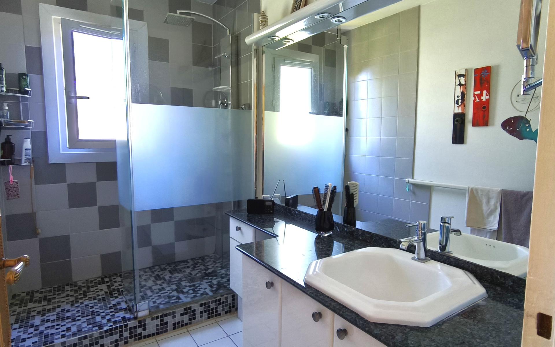 Photo 12 of the listing.