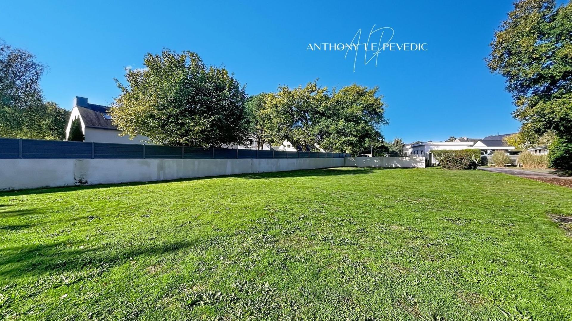 Photo 17 of the listing.