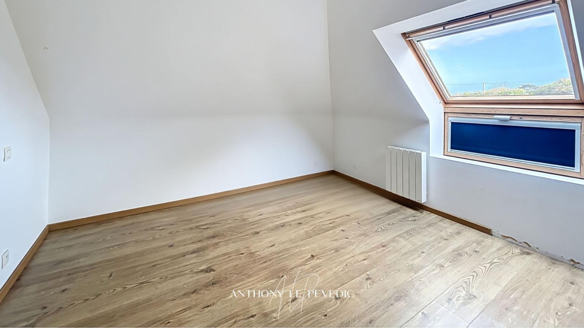 Photo 12 of the listing.