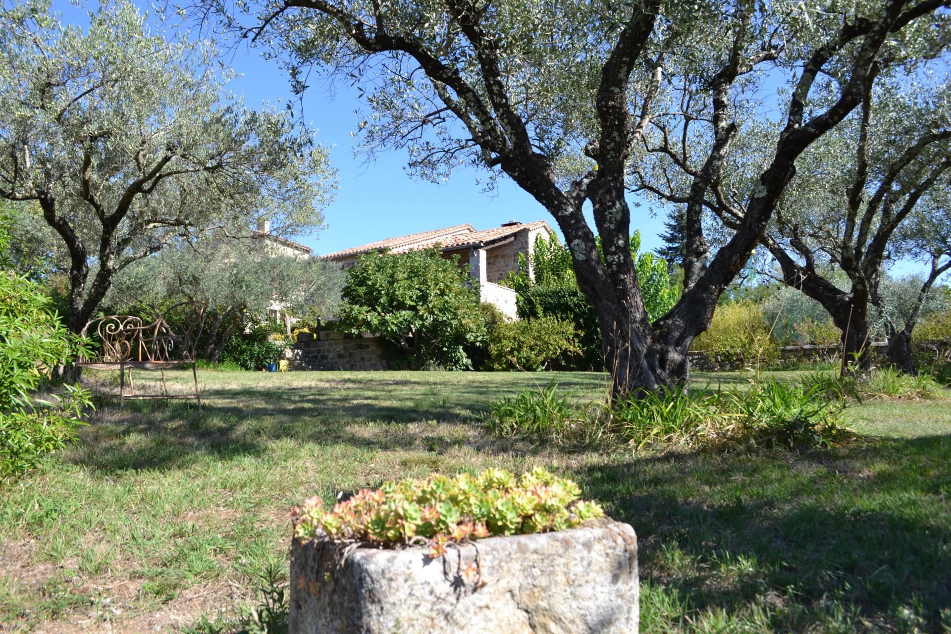 Photo 15 of the listing.