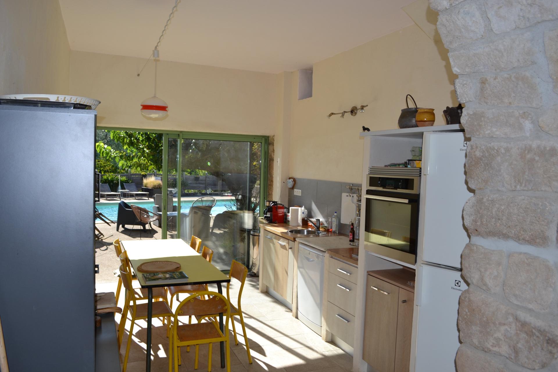 Photo 10 of the listing.