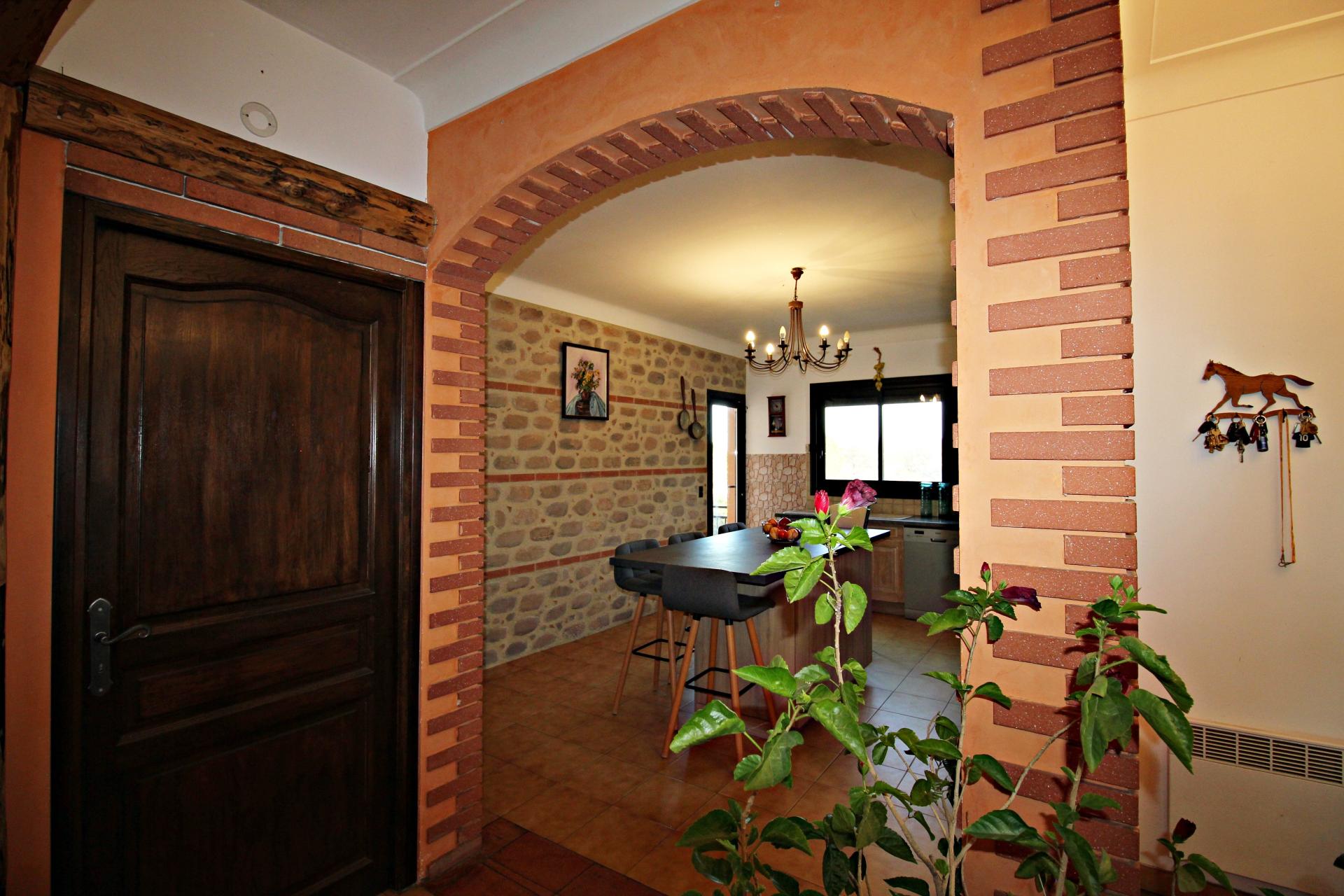 Photo 8 of the listing.