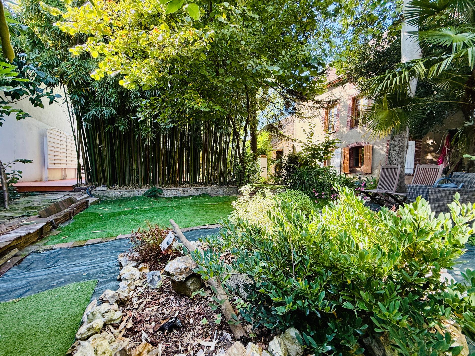 Photo 23 of the listing.