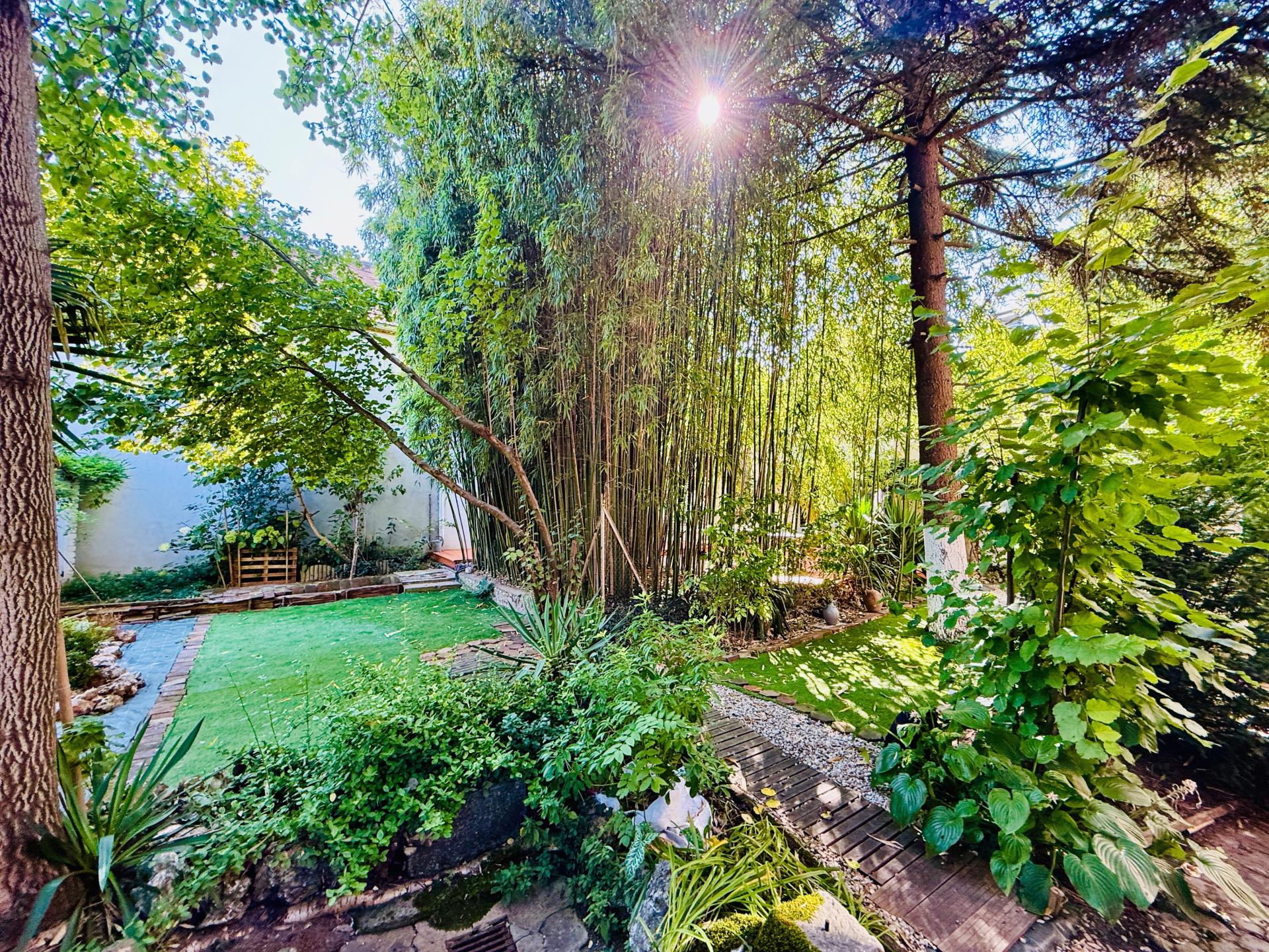 Photo 20 of the listing.