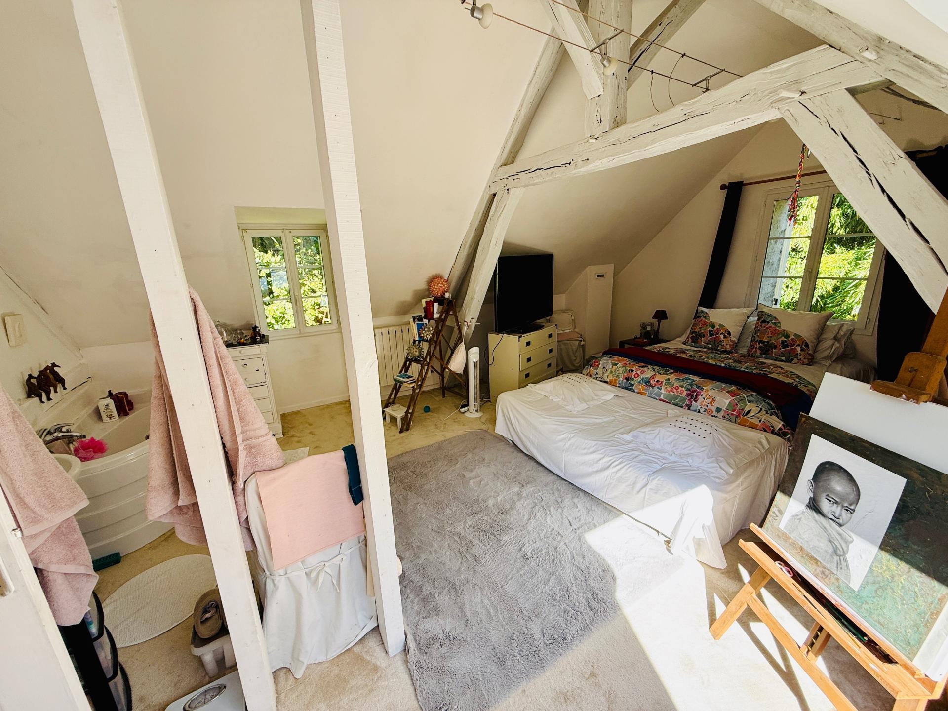 Photo 16 of the listing.