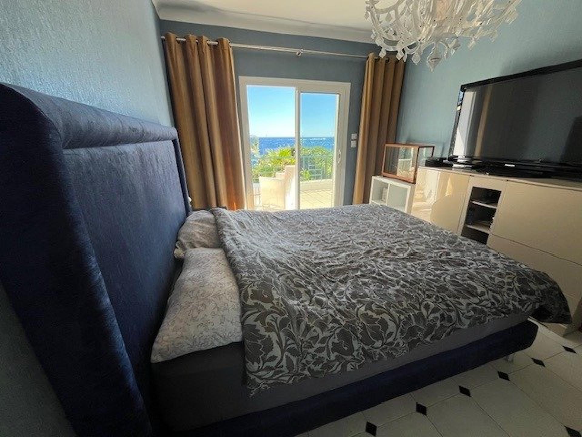 Photo 9 of the listing.