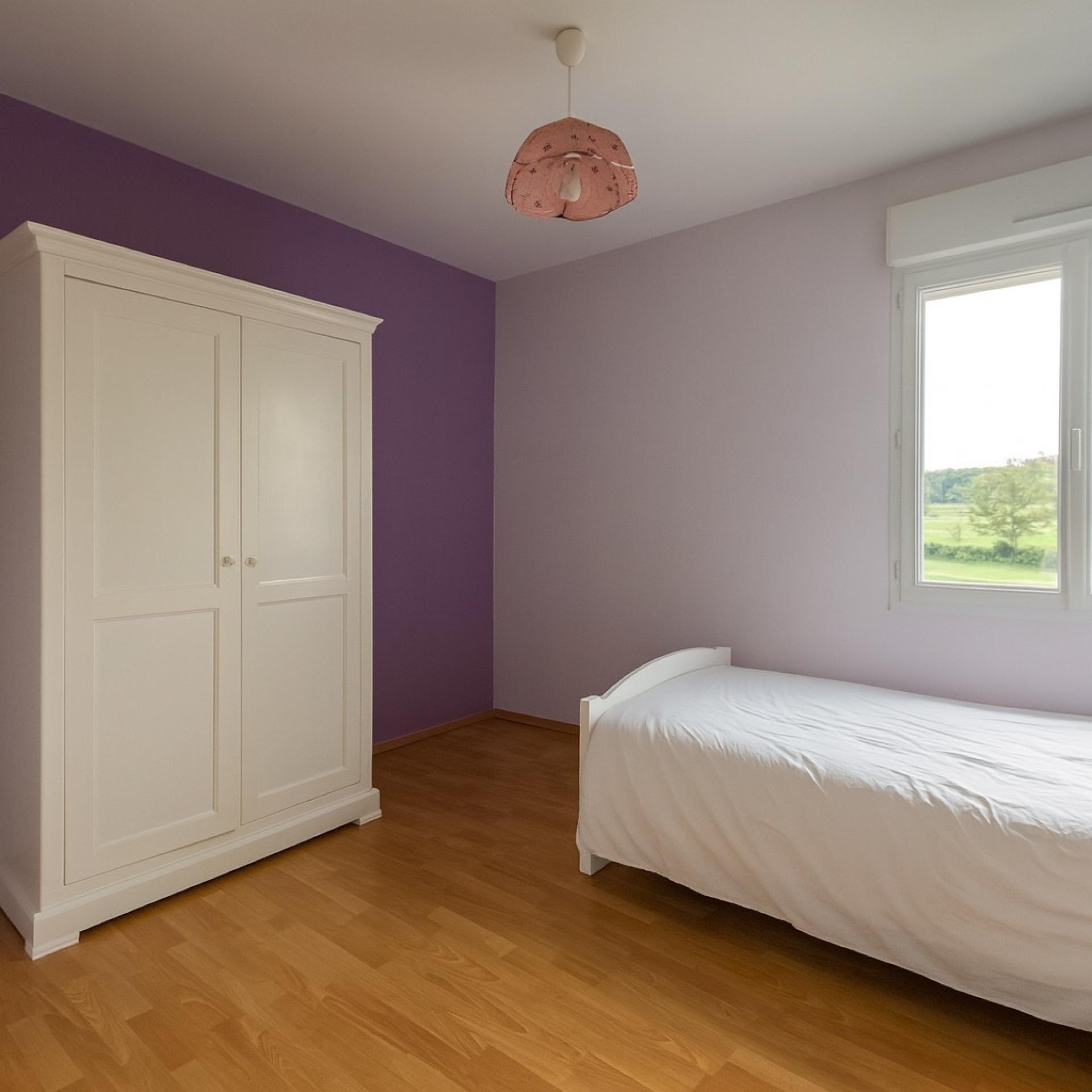 Photo 13 of the listing.