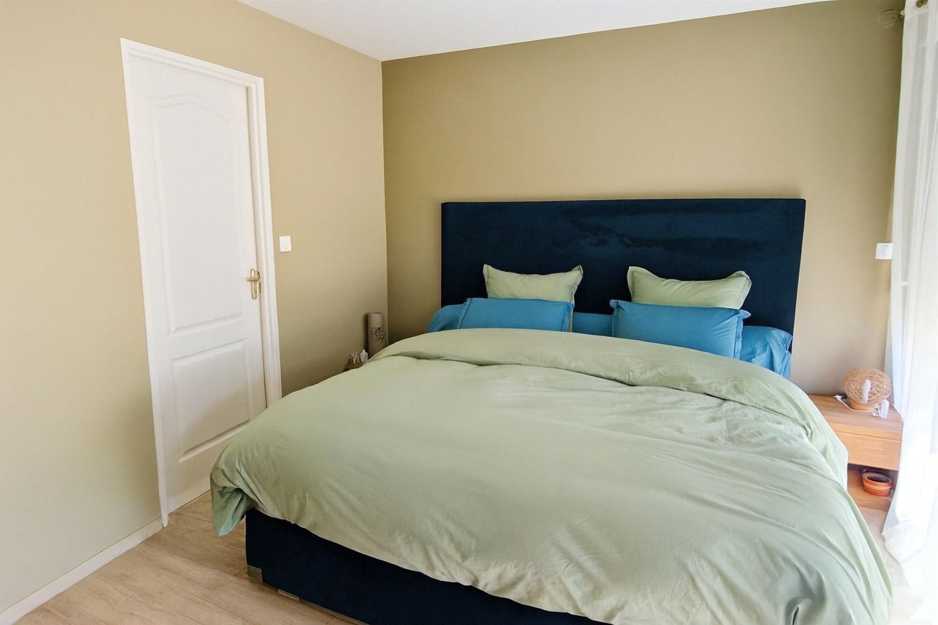 Photo 10 of the listing.