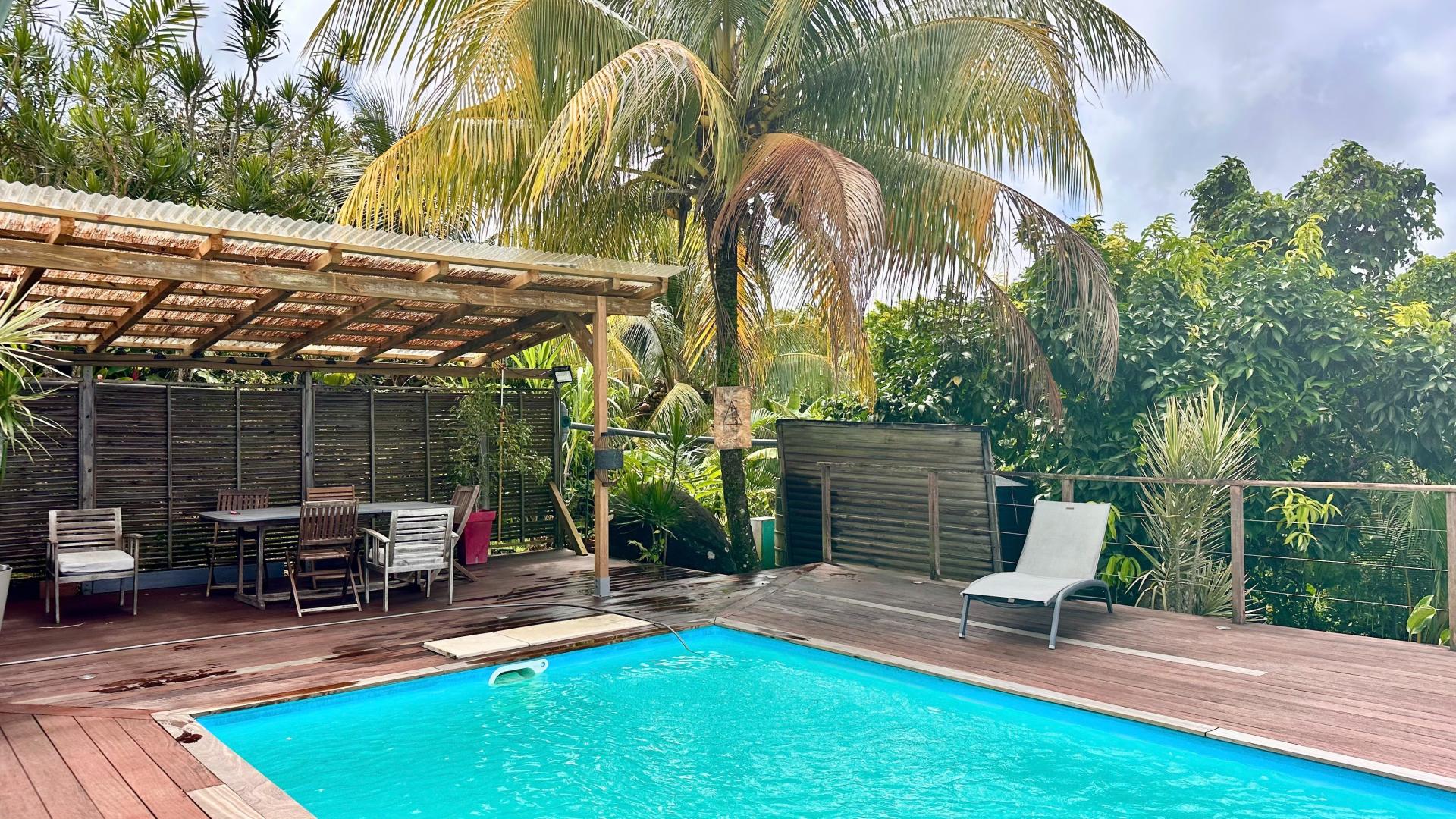 Photo 11 of the listing.