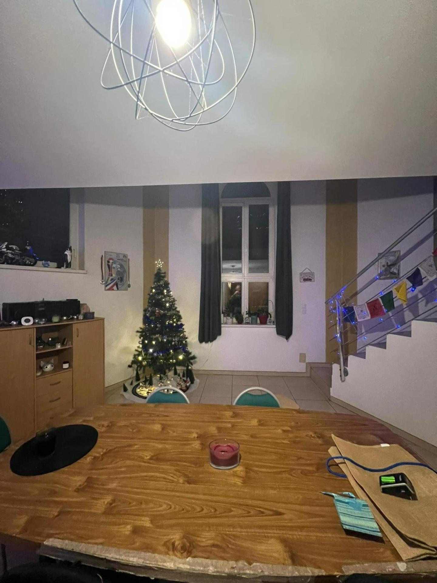 Photo 11 of the listing.