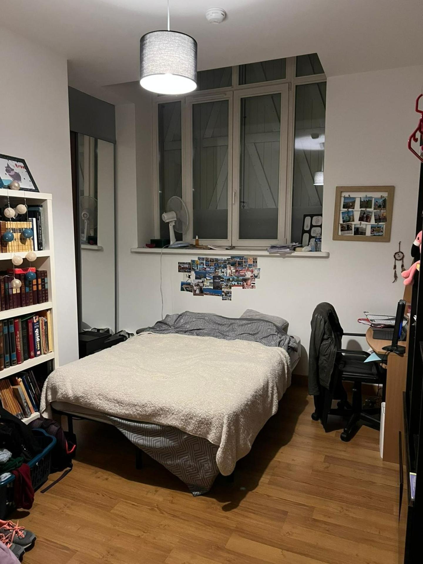 Photo 12 of the listing.