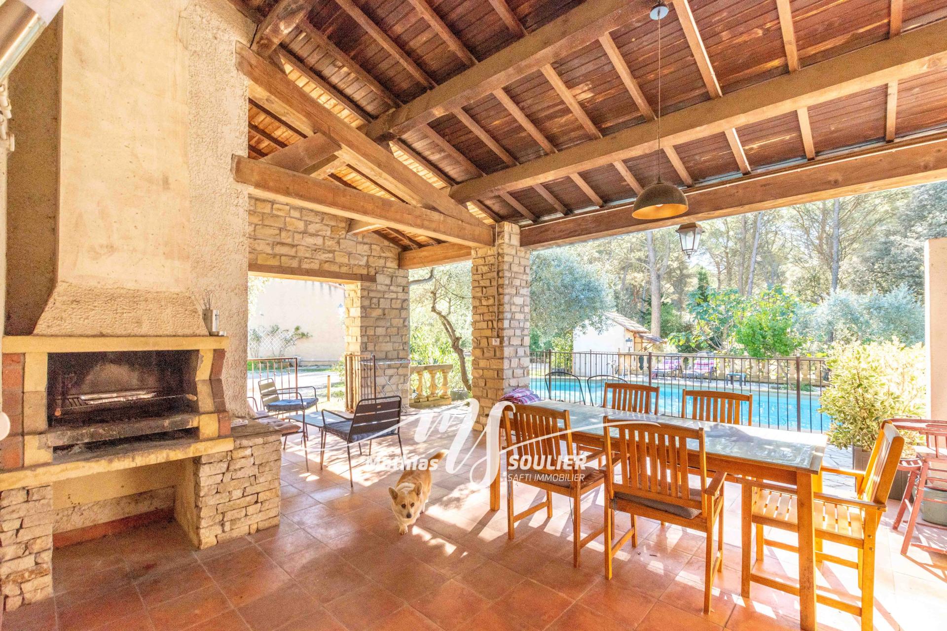 Photo 12 of the listing.