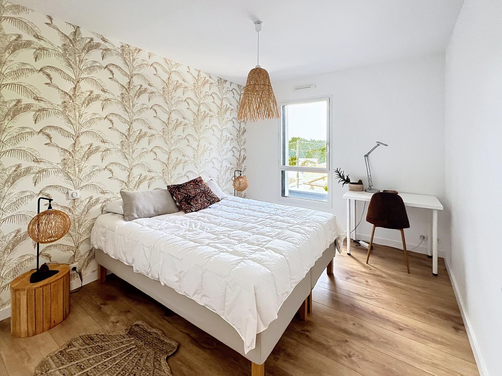 Photo 6 of the listing.