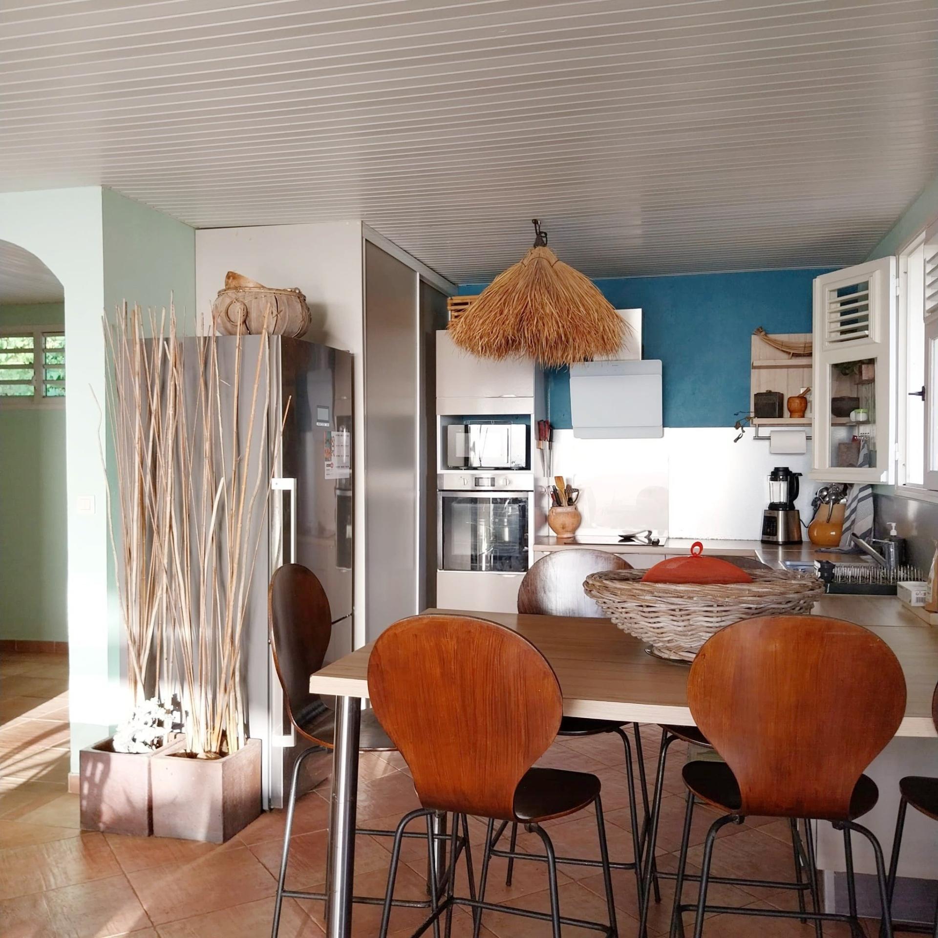 Photo 5 of the listing.