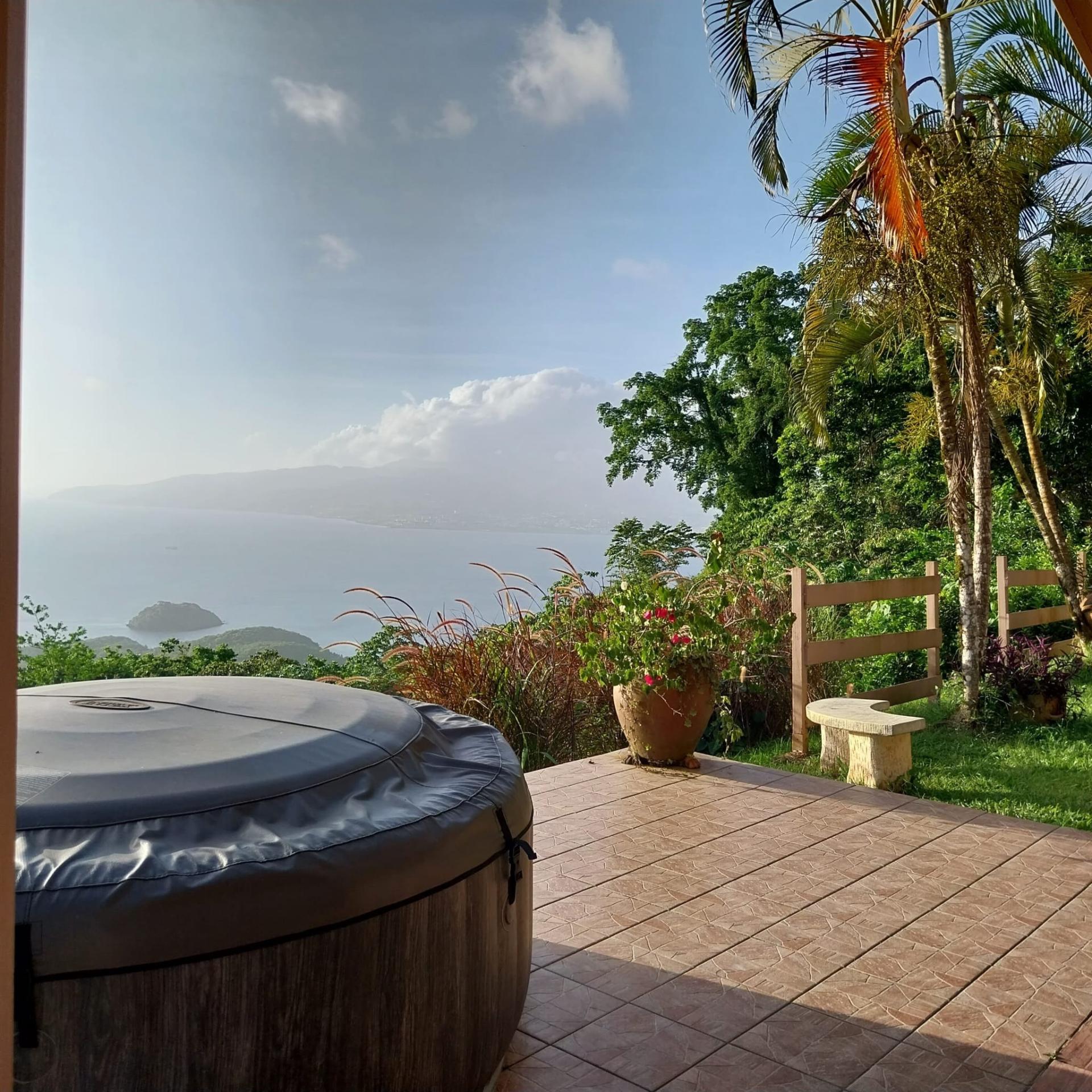 Photo 3 of the listing.