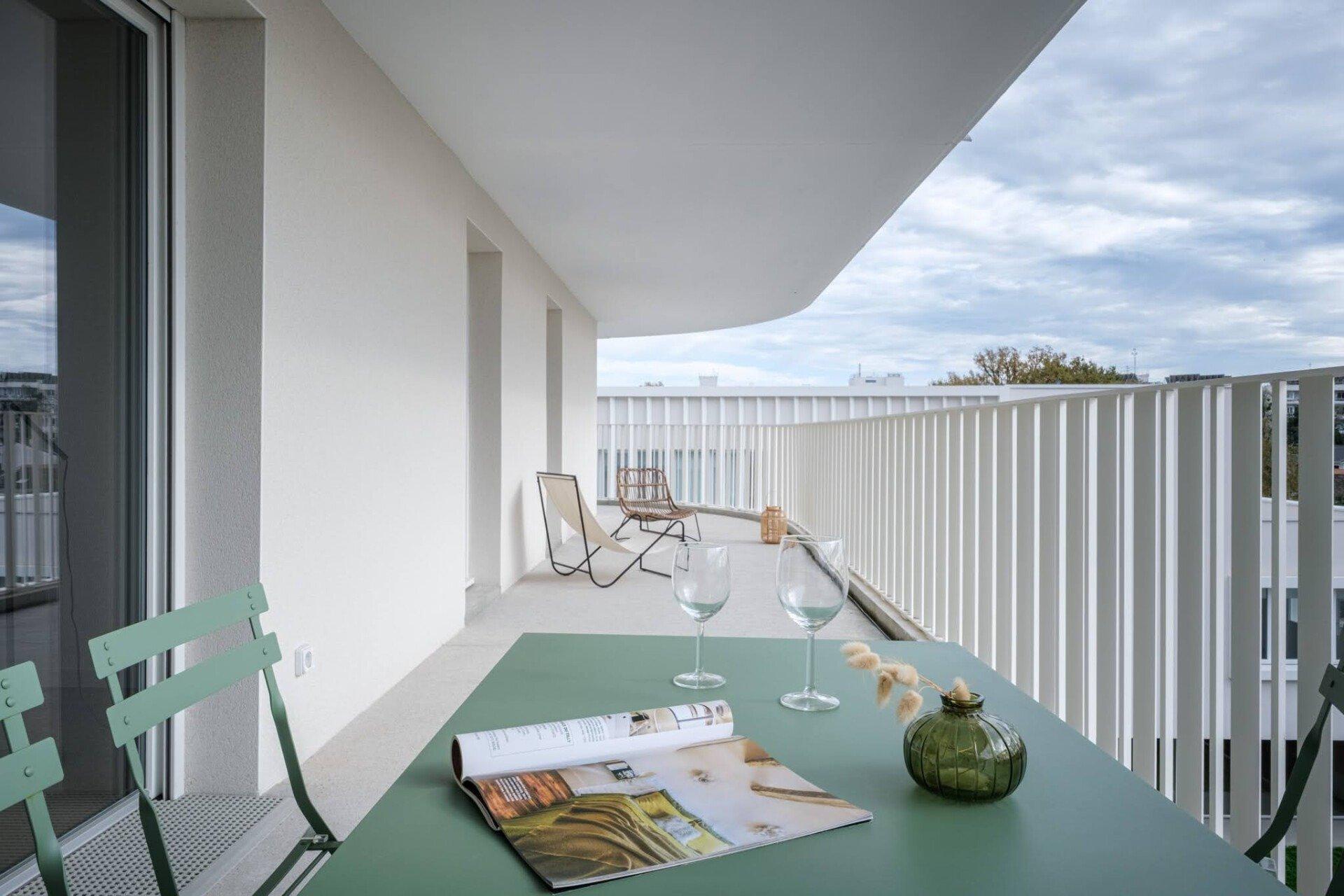 Photo 5 of the listing.