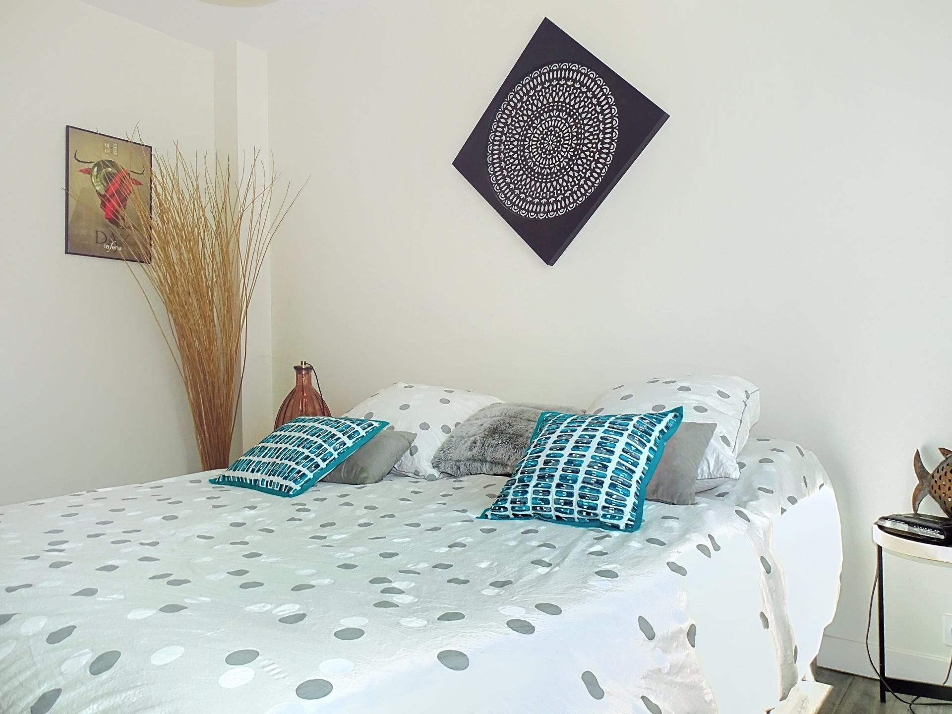 Photo 7 of the listing.