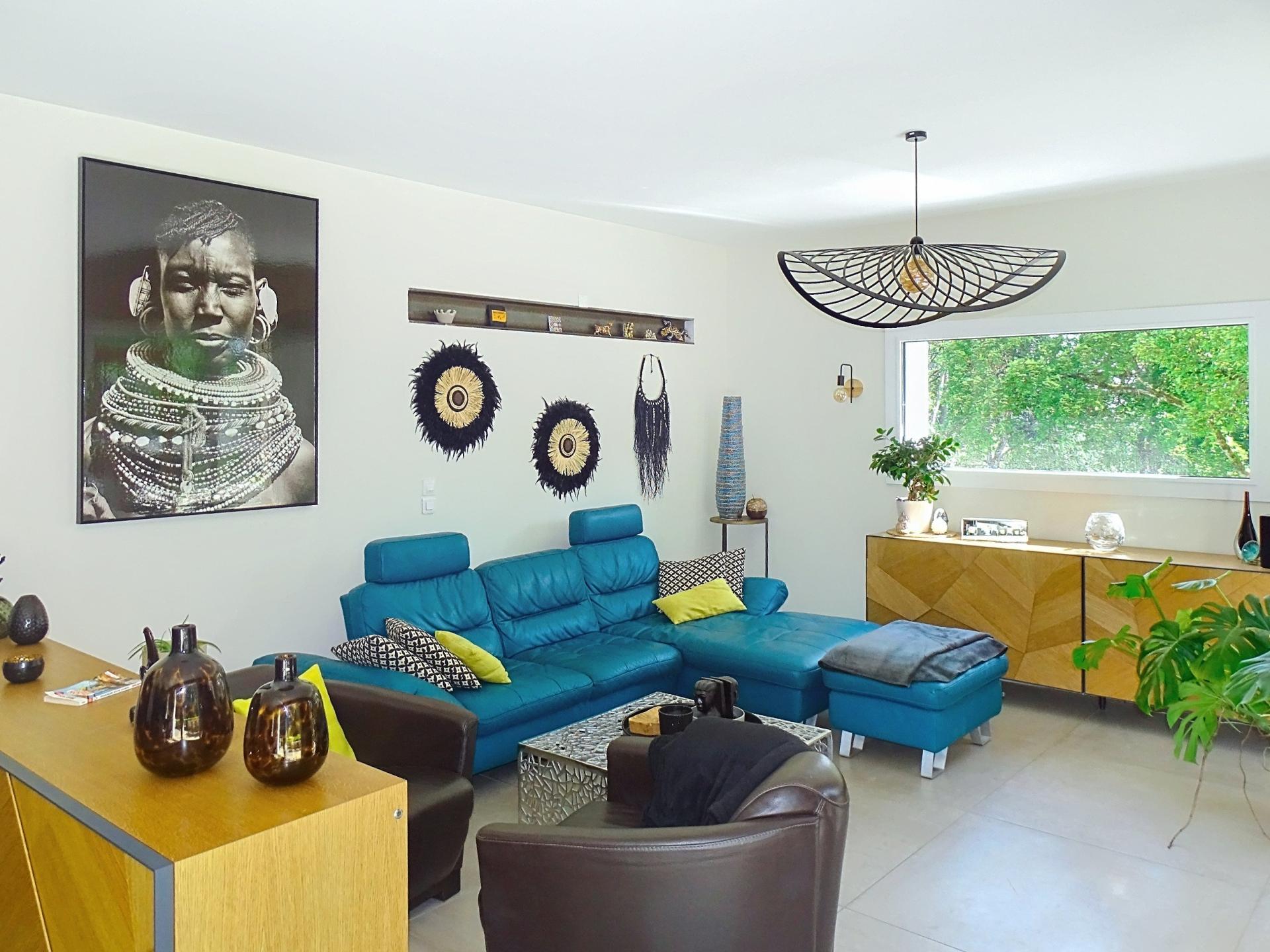 Photo 4 of the listing.