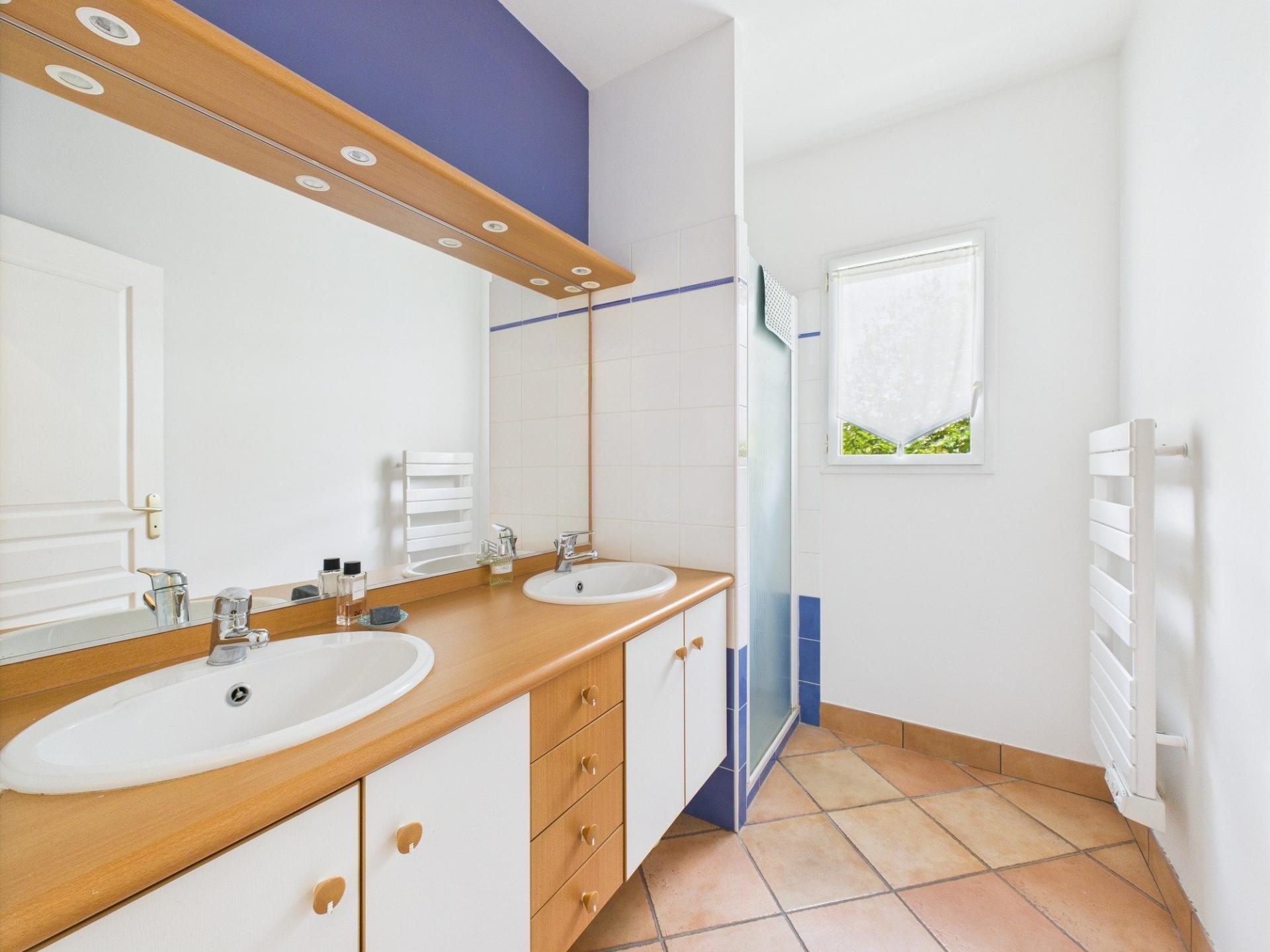 Photo 14 de l'annonce.