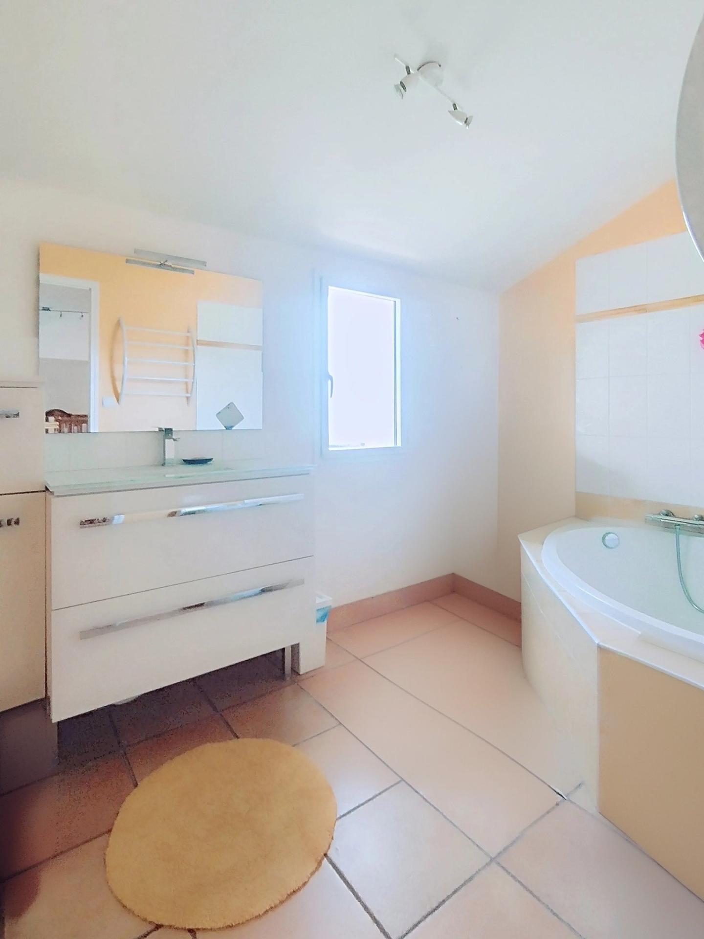 Photo 11 de l'annonce.