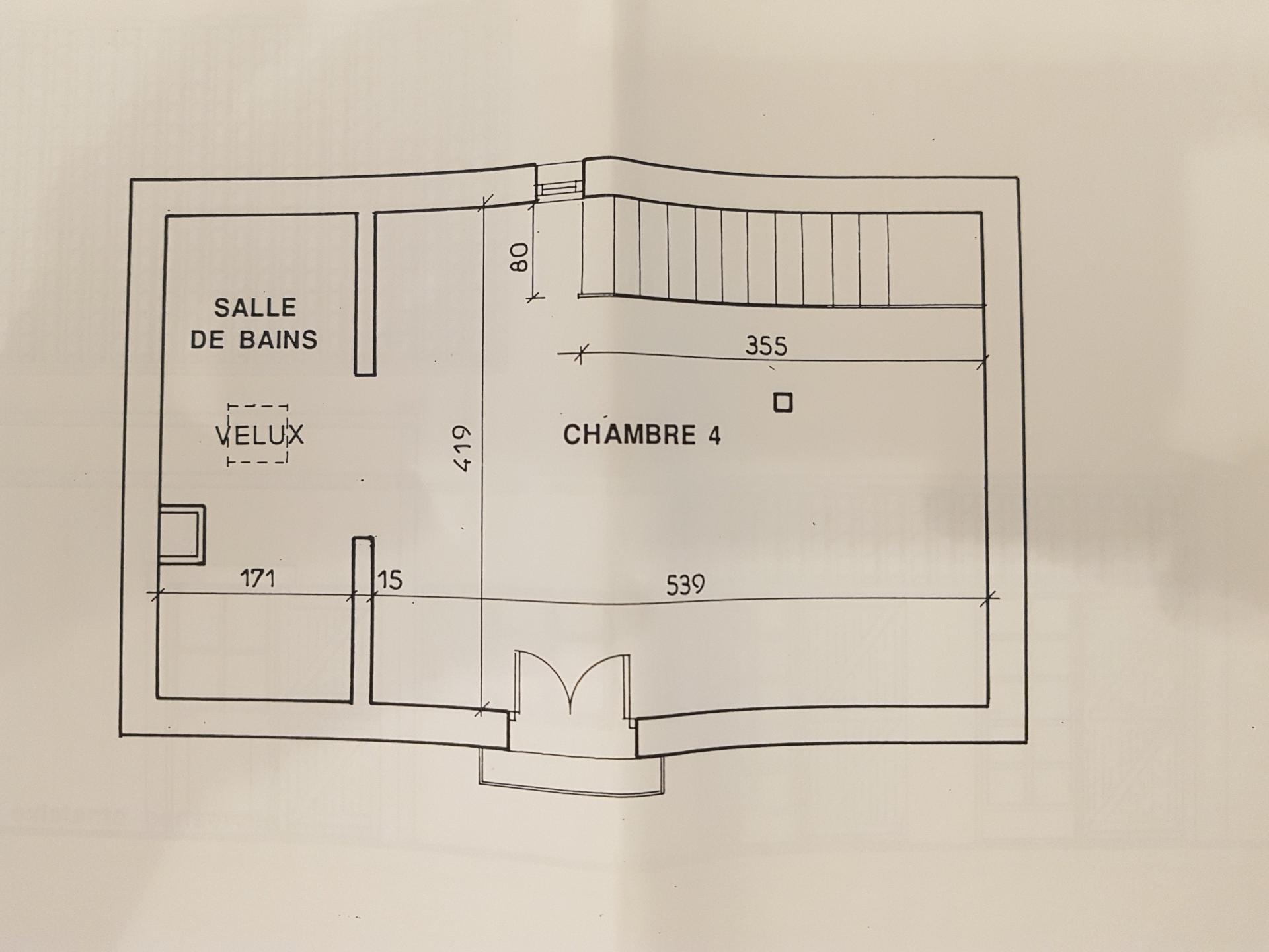 Photo 2 of the listing.