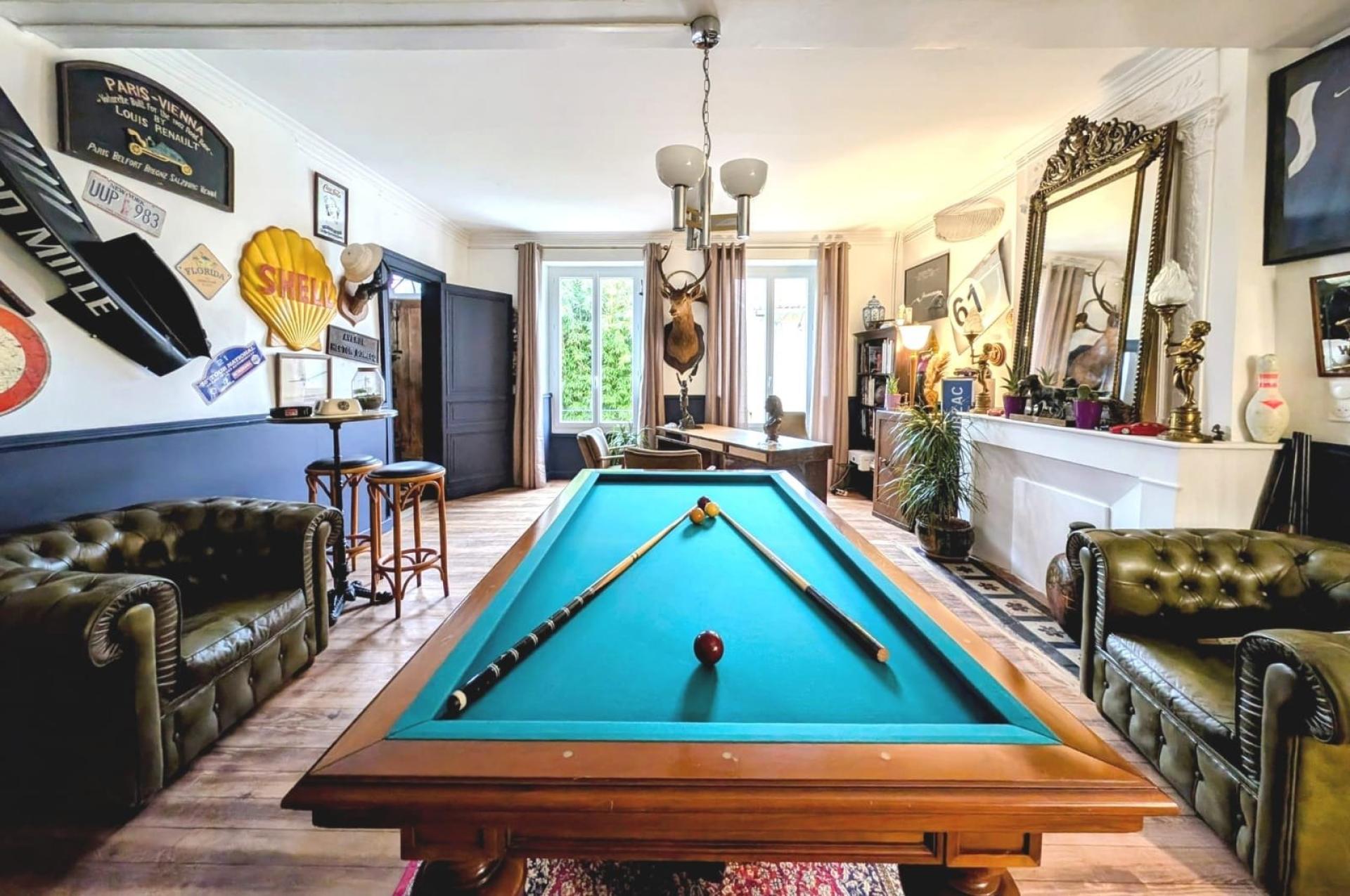 Photo 3 of the listing.