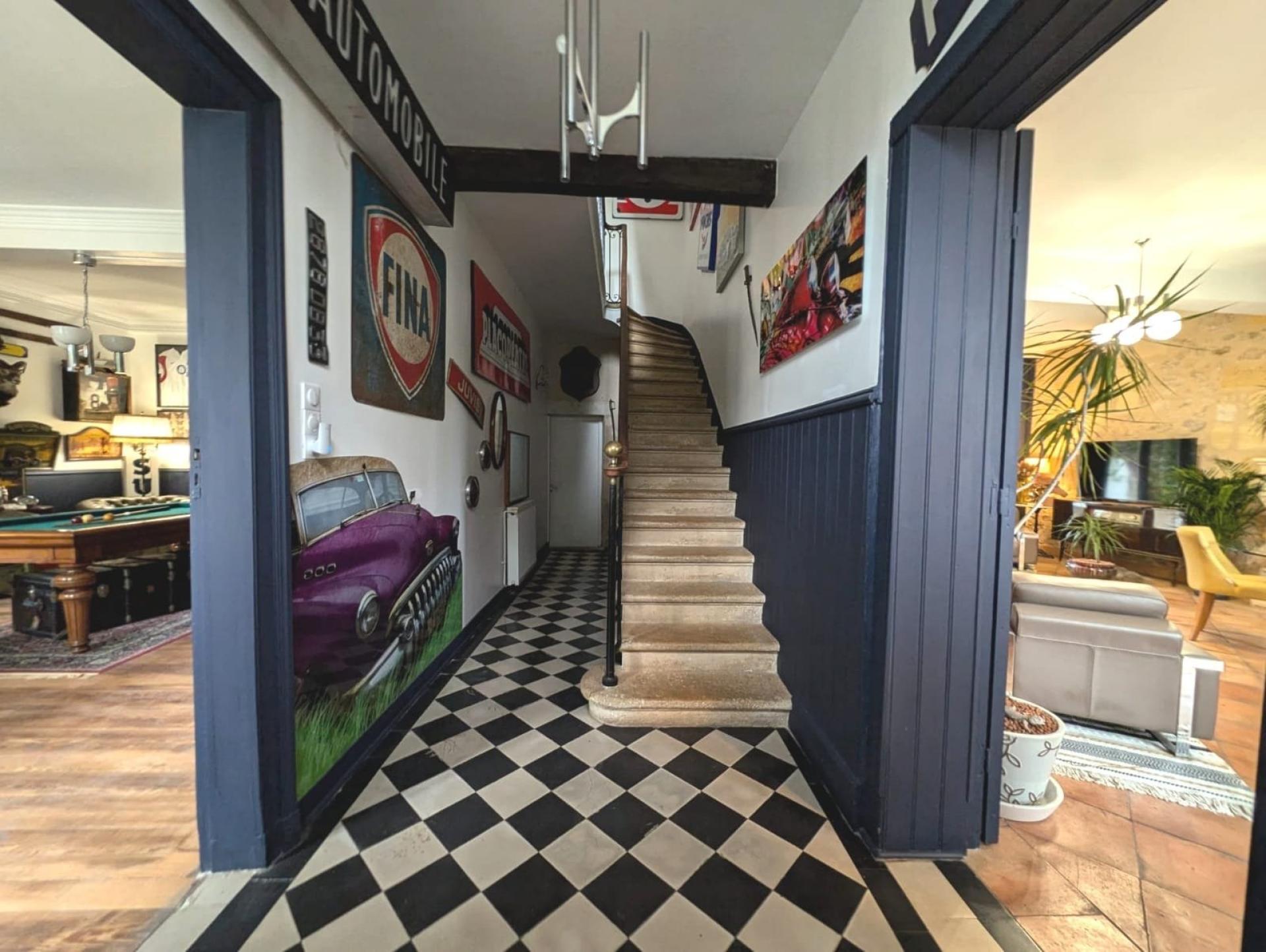 Photo 8 of the listing.