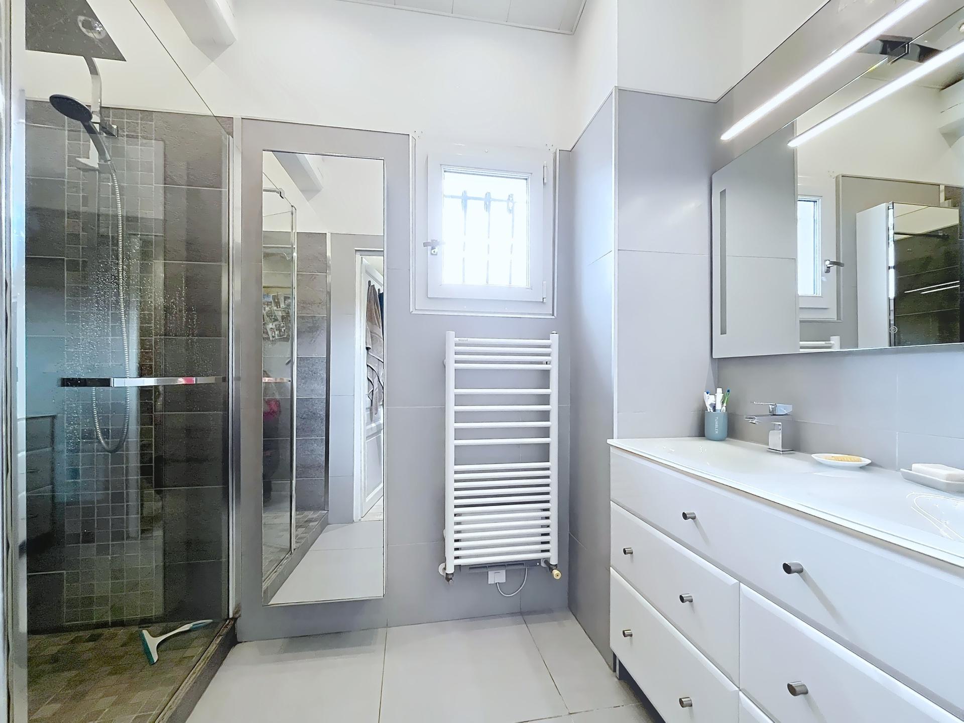 Photo 8 de l'annonce.