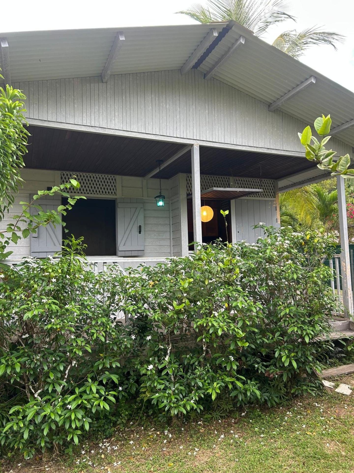 Photo 8 of the listing.