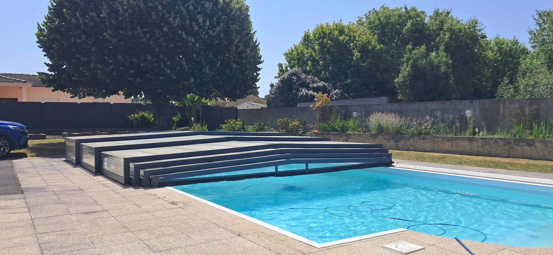 Photo 3 of the listing.