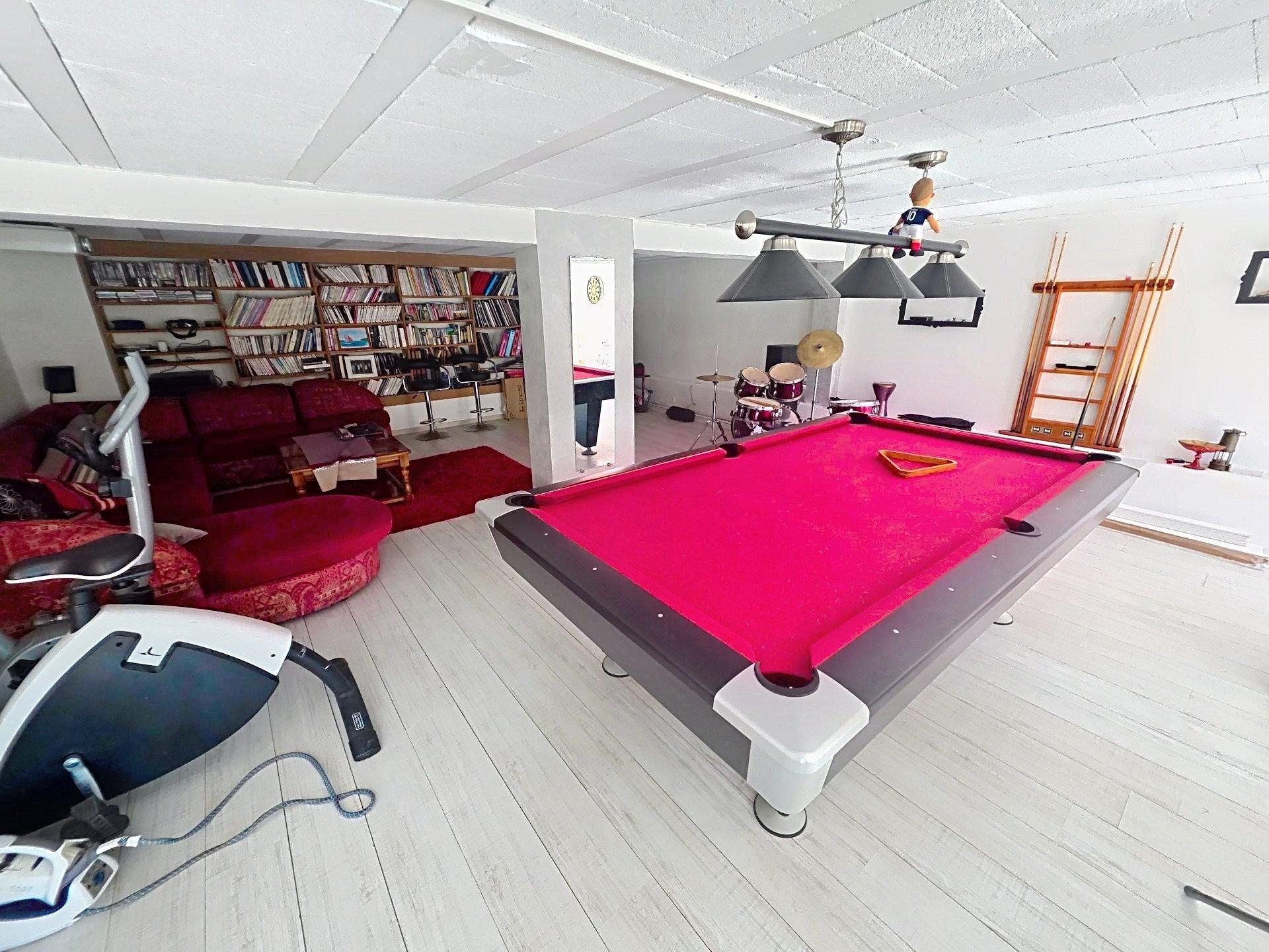 Photo 22 of the listing.