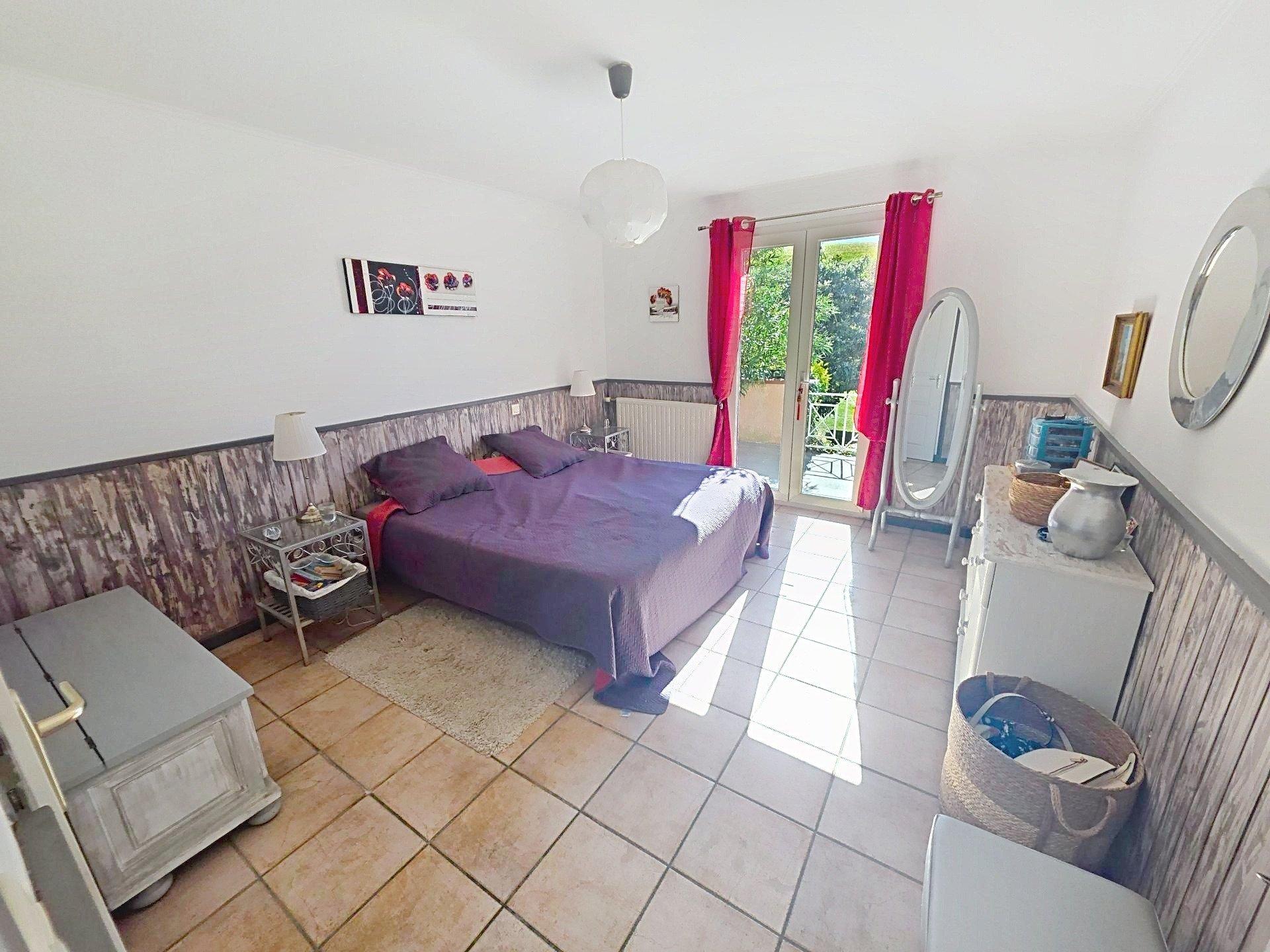 Photo 23 of the listing.