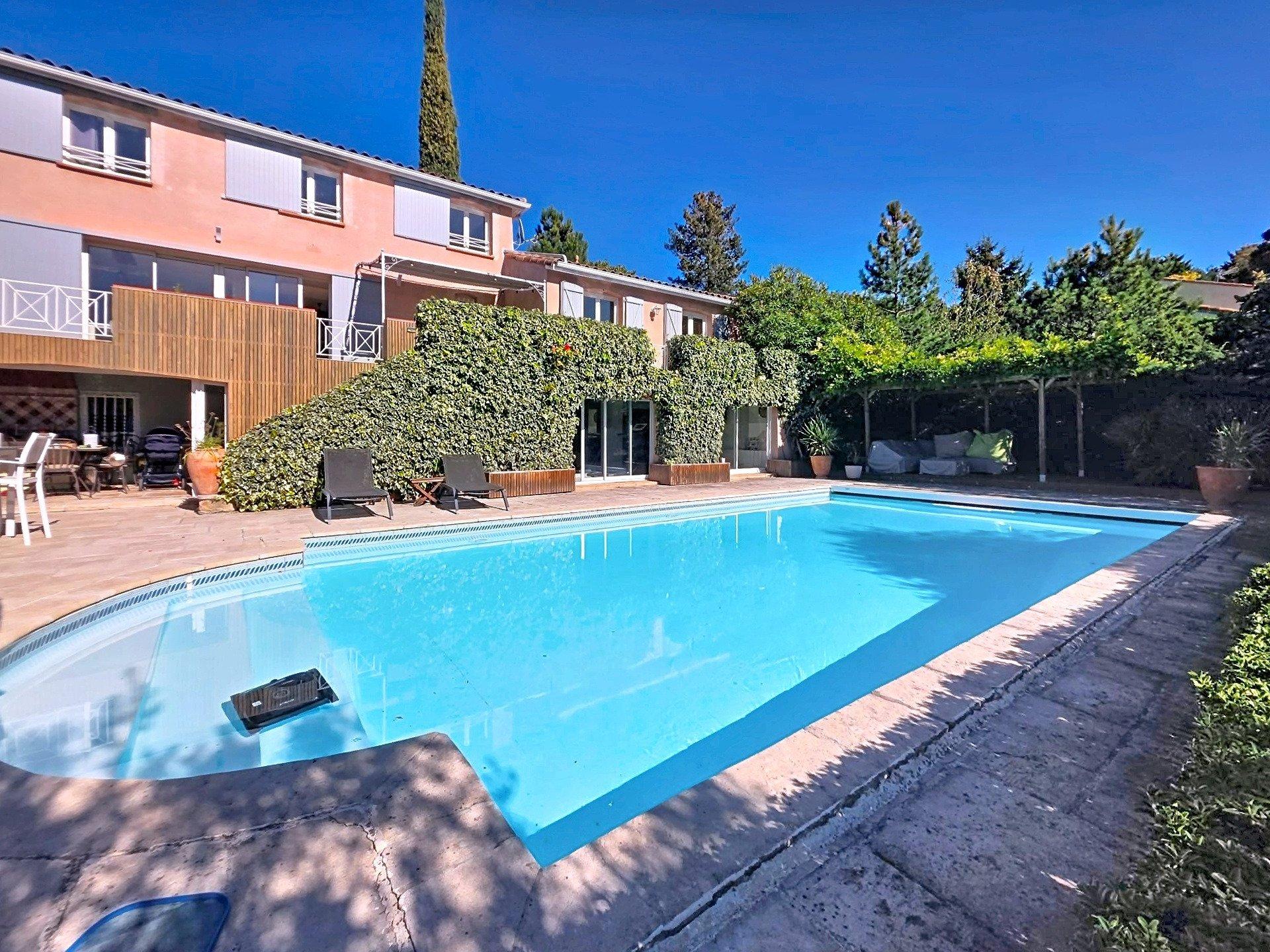 Photo 26 of the listing.