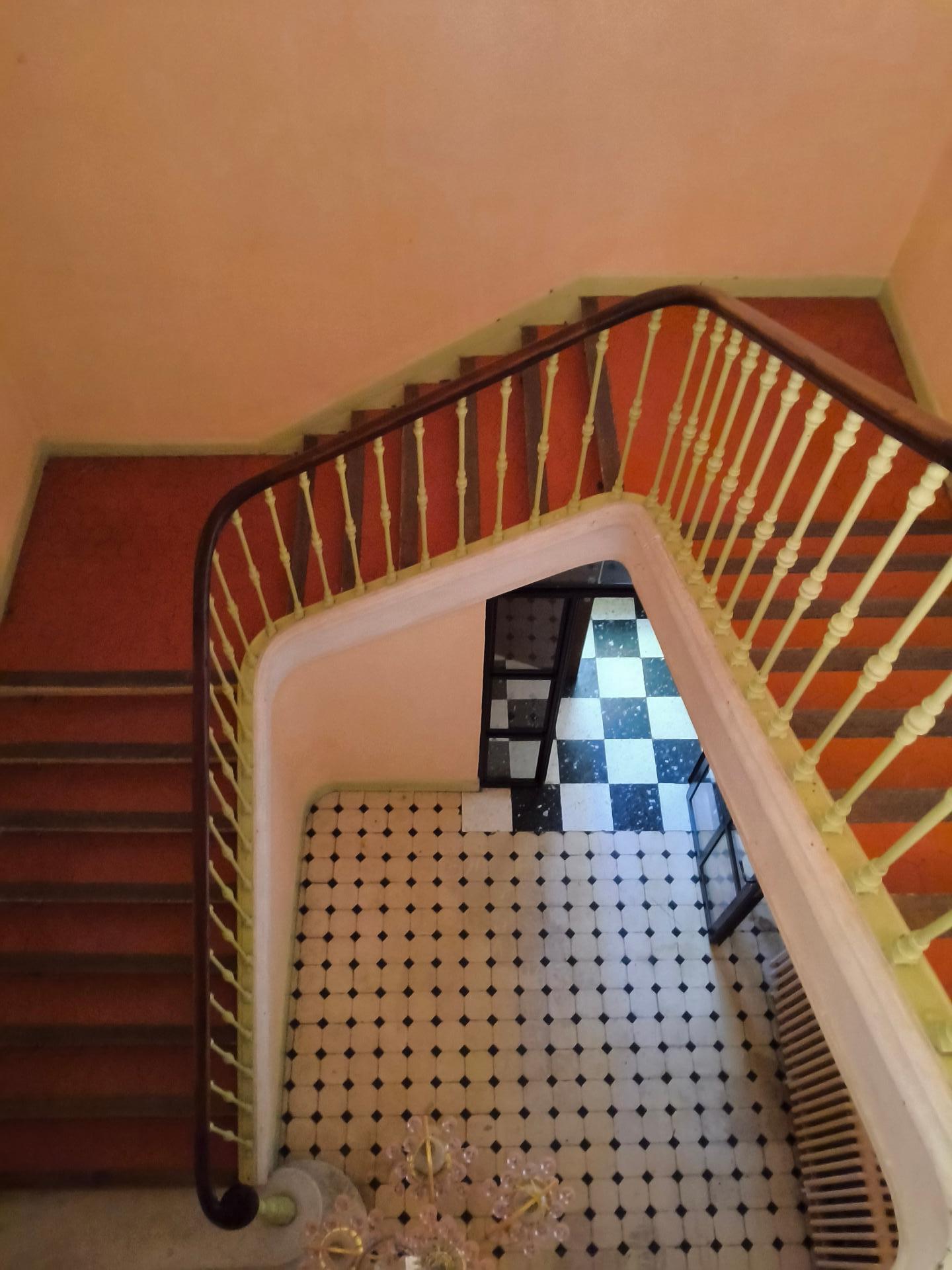 Photo 3 of the listing.