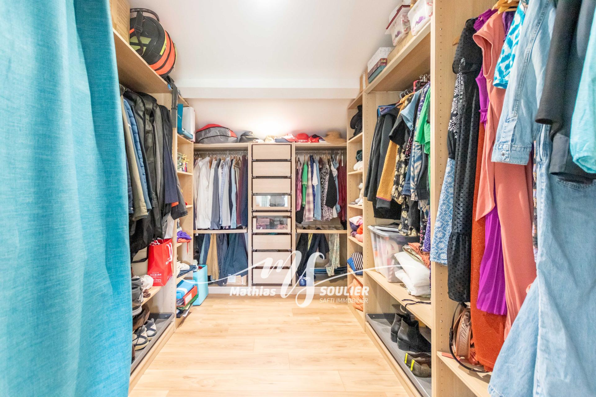 Photo 17 de l'annonce.