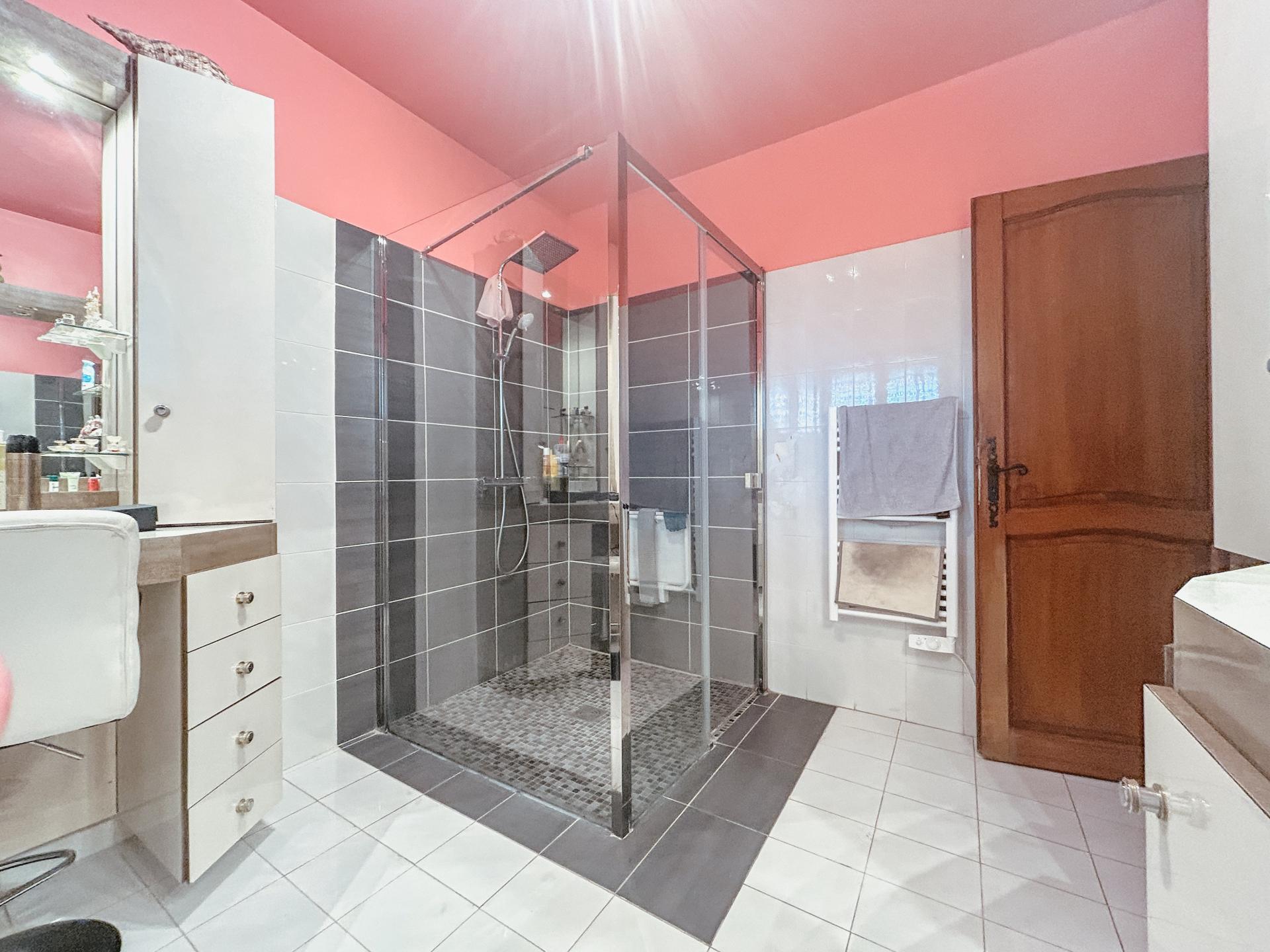 Photo 12 de l'annonce.