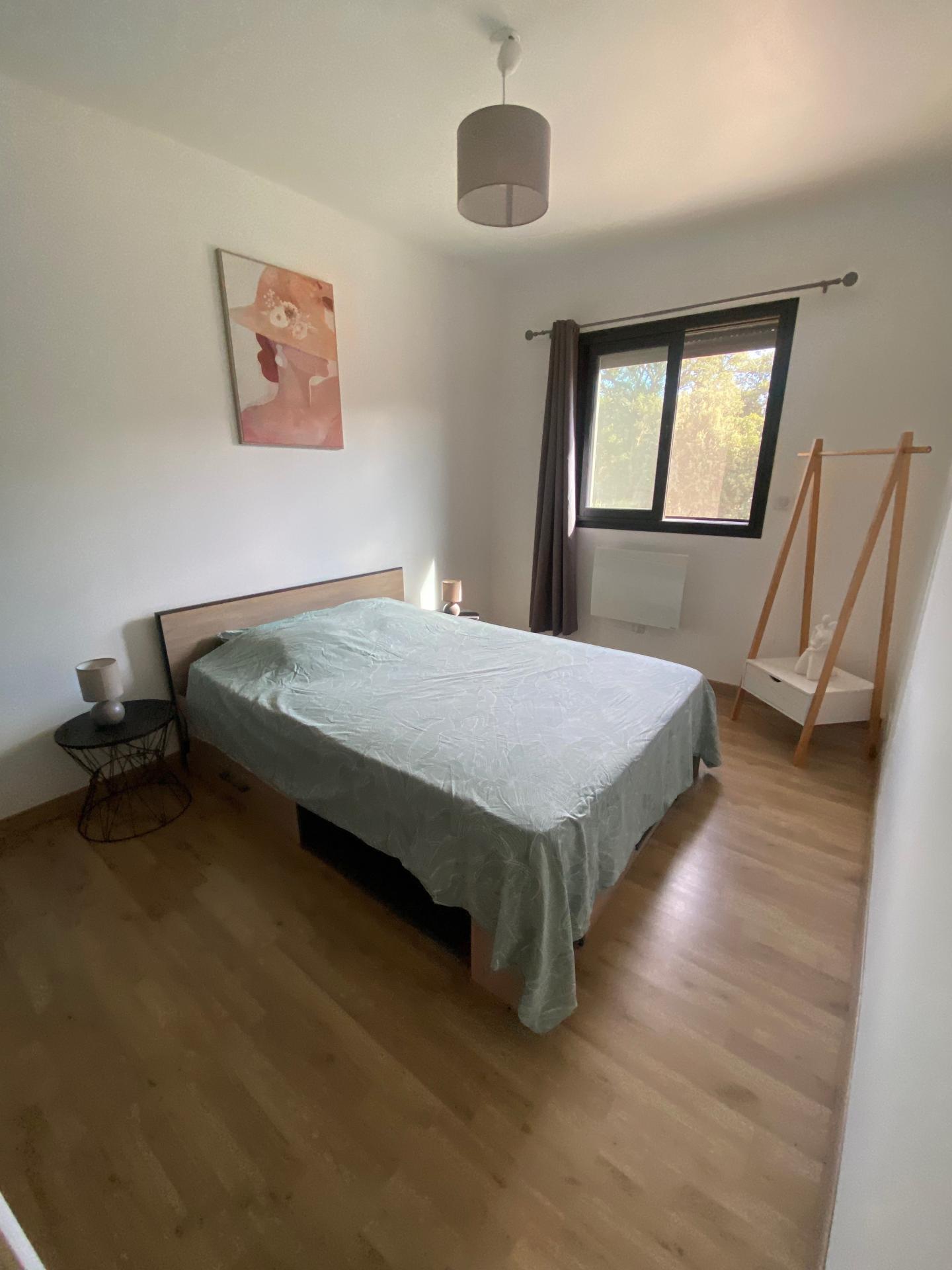 Photo 7 of the listing.