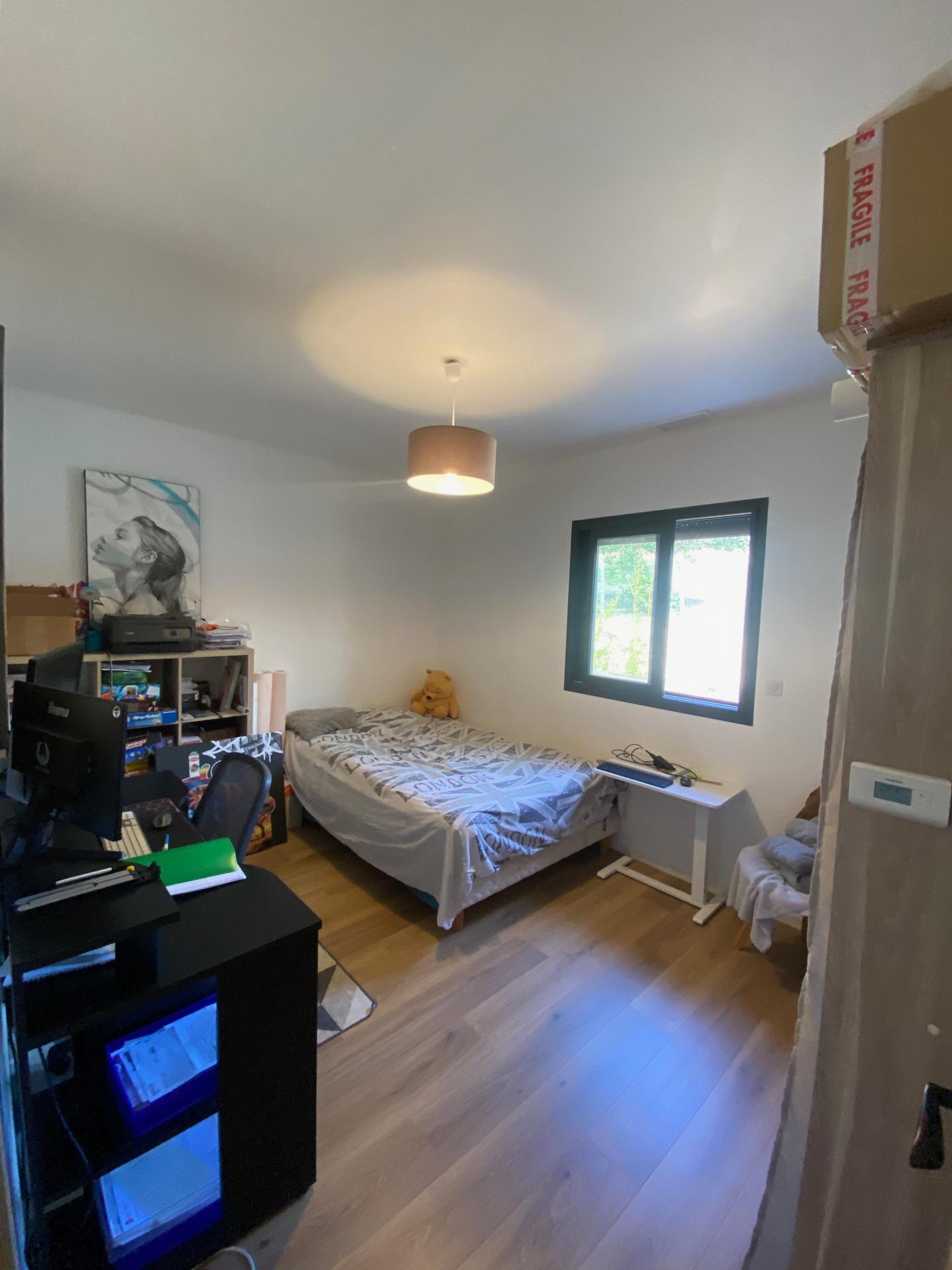 Photo 8 of the listing.