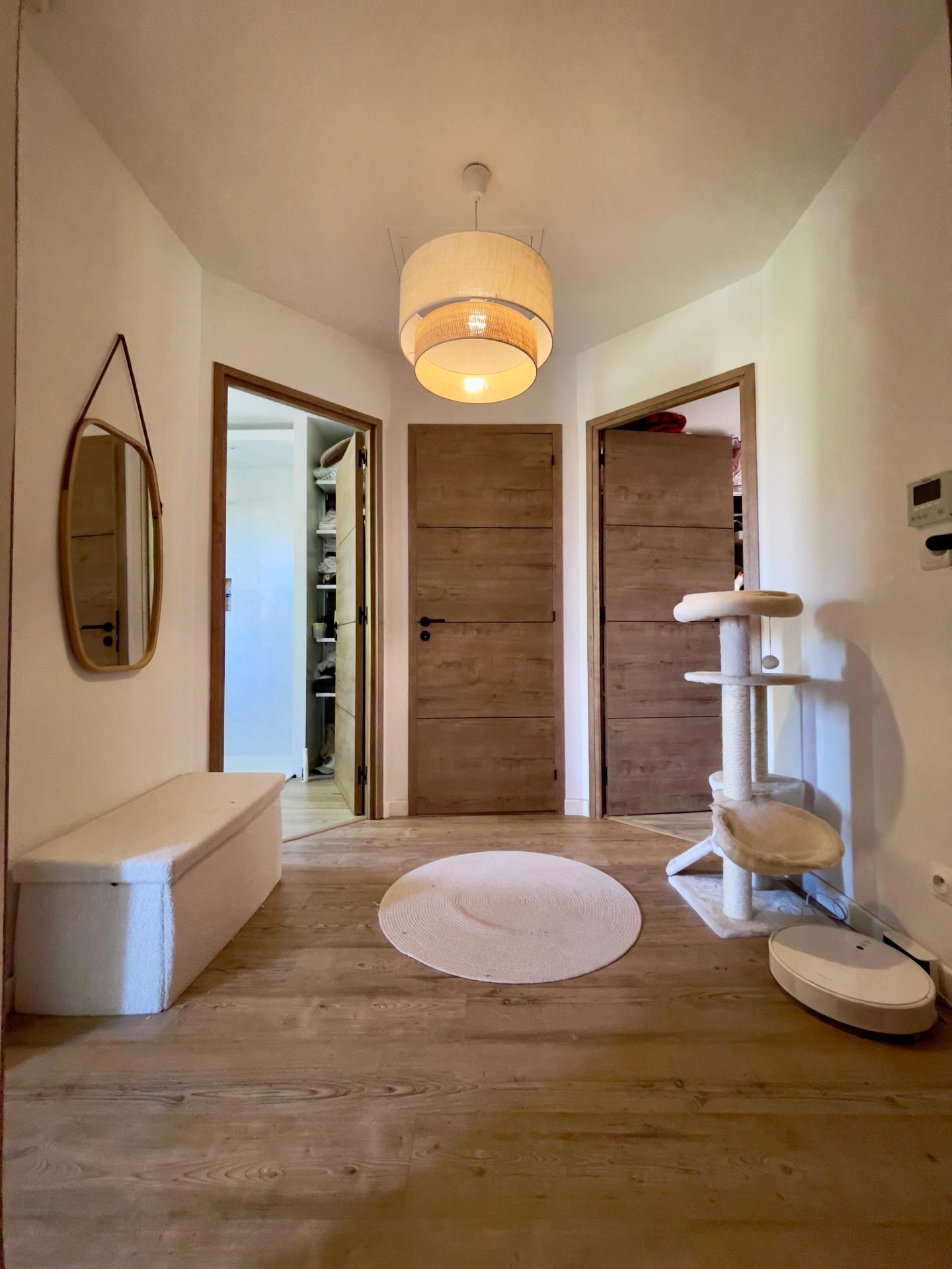 Photo 12 of the listing.