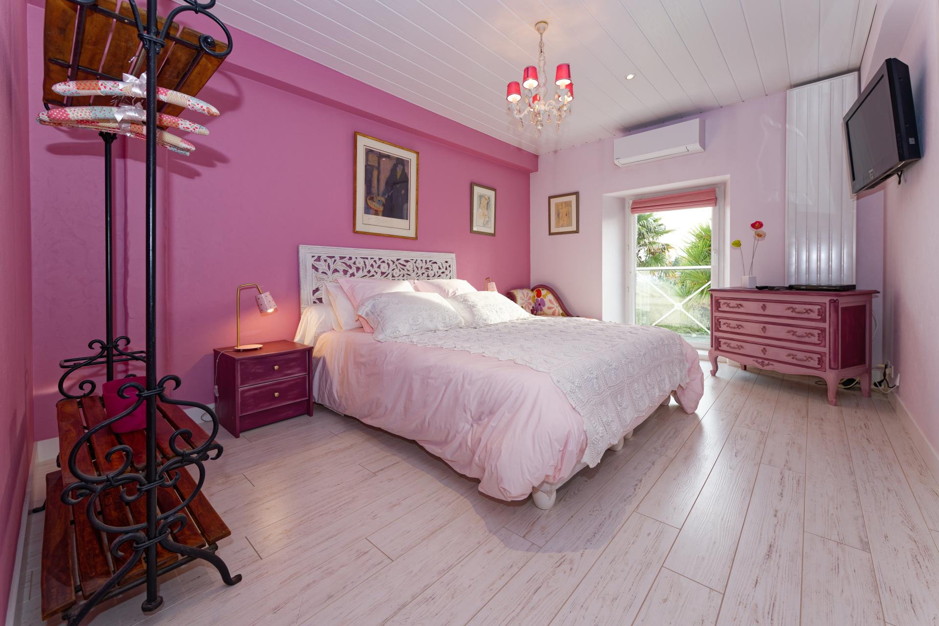 Photo 15 of the listing.