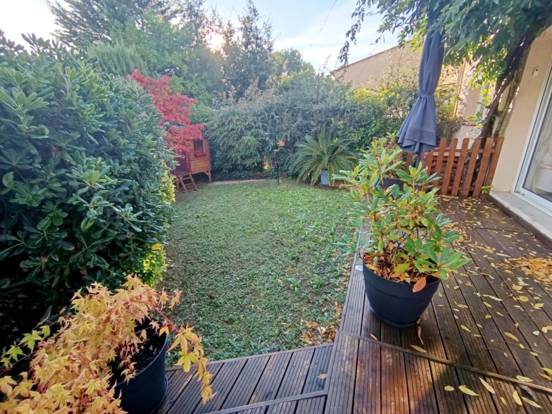 Photo 10 of the listing.