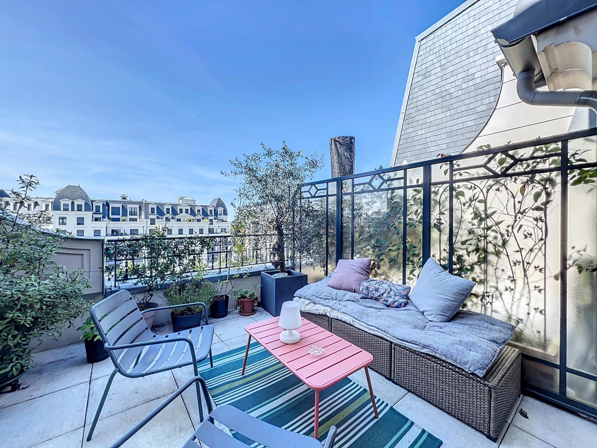 Photo 3 of the listing.