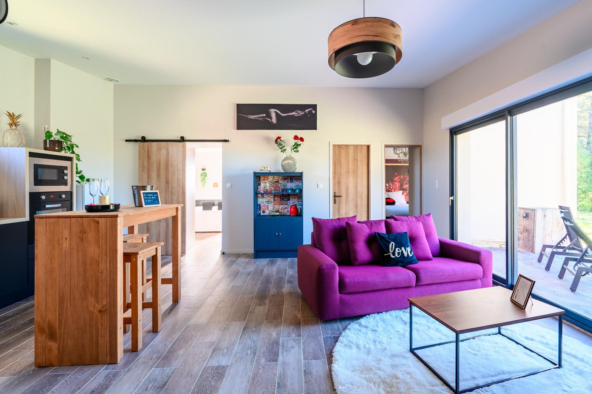 Photo 9 of the listing.