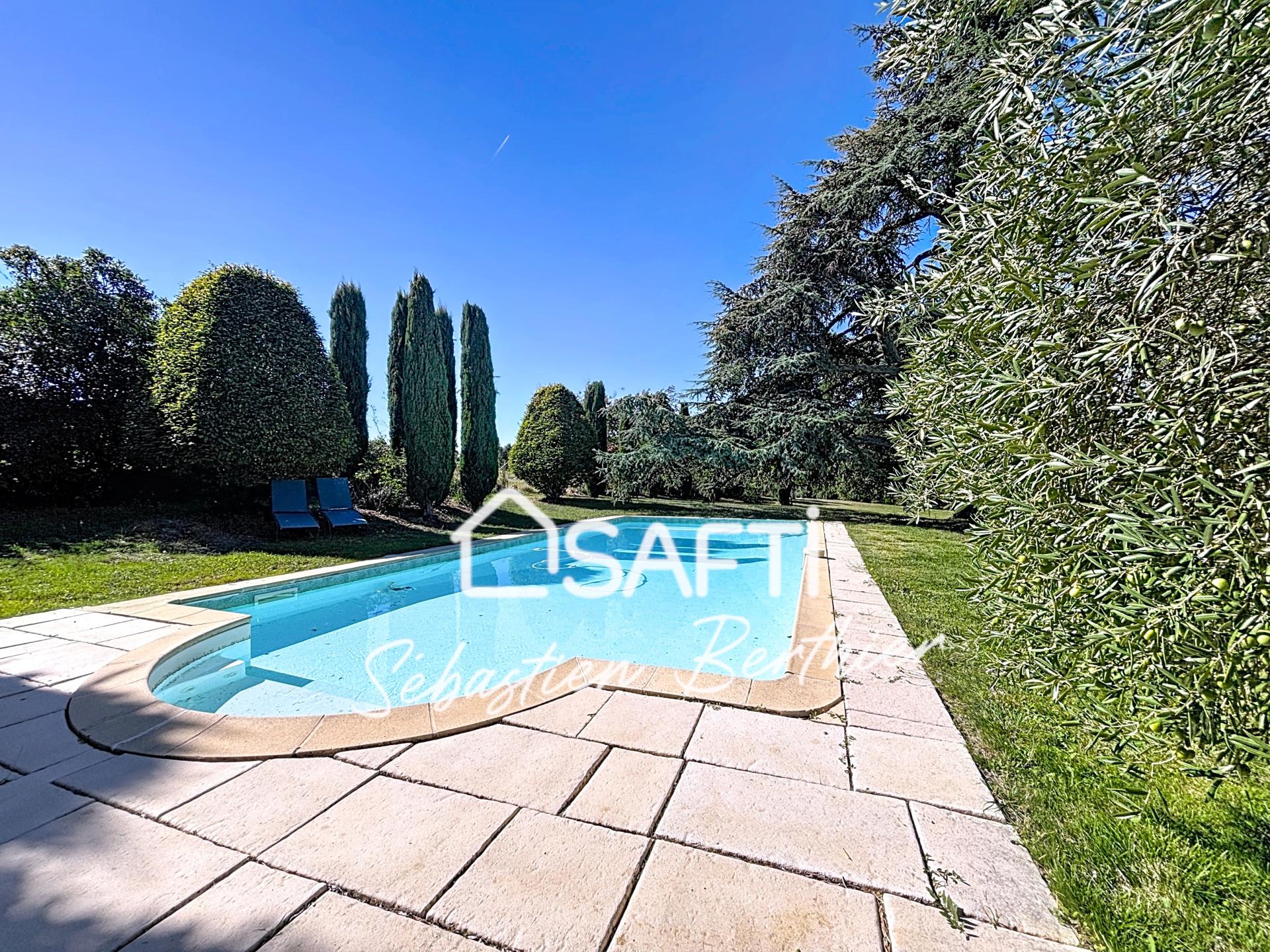 Photo 17 of the listing.