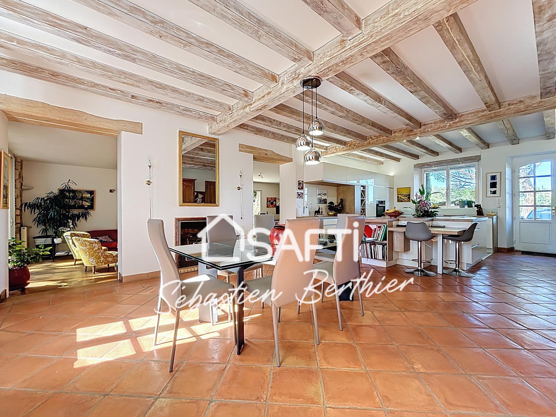 Photo 18 of the listing.