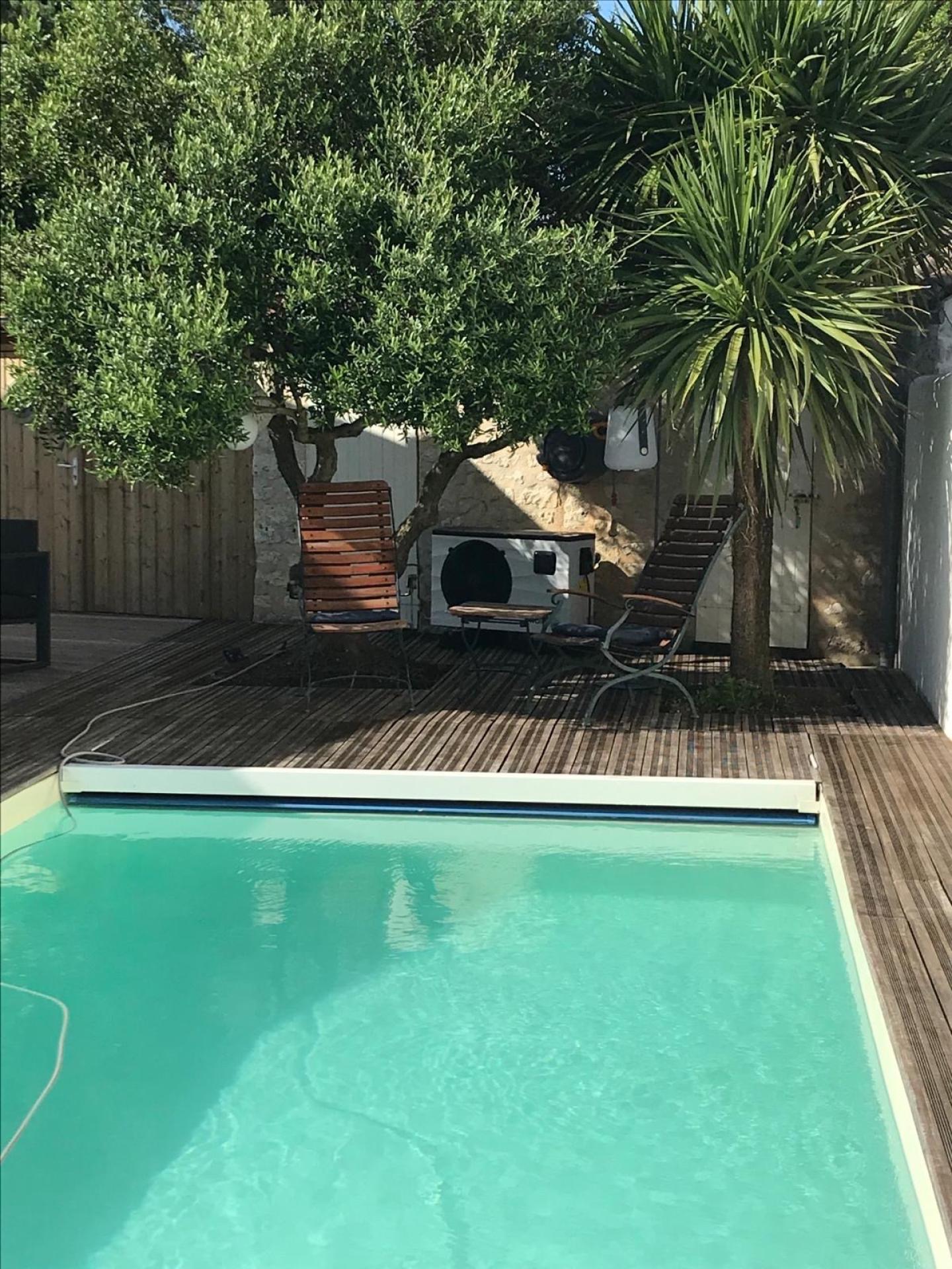 Photo 4 of the listing.