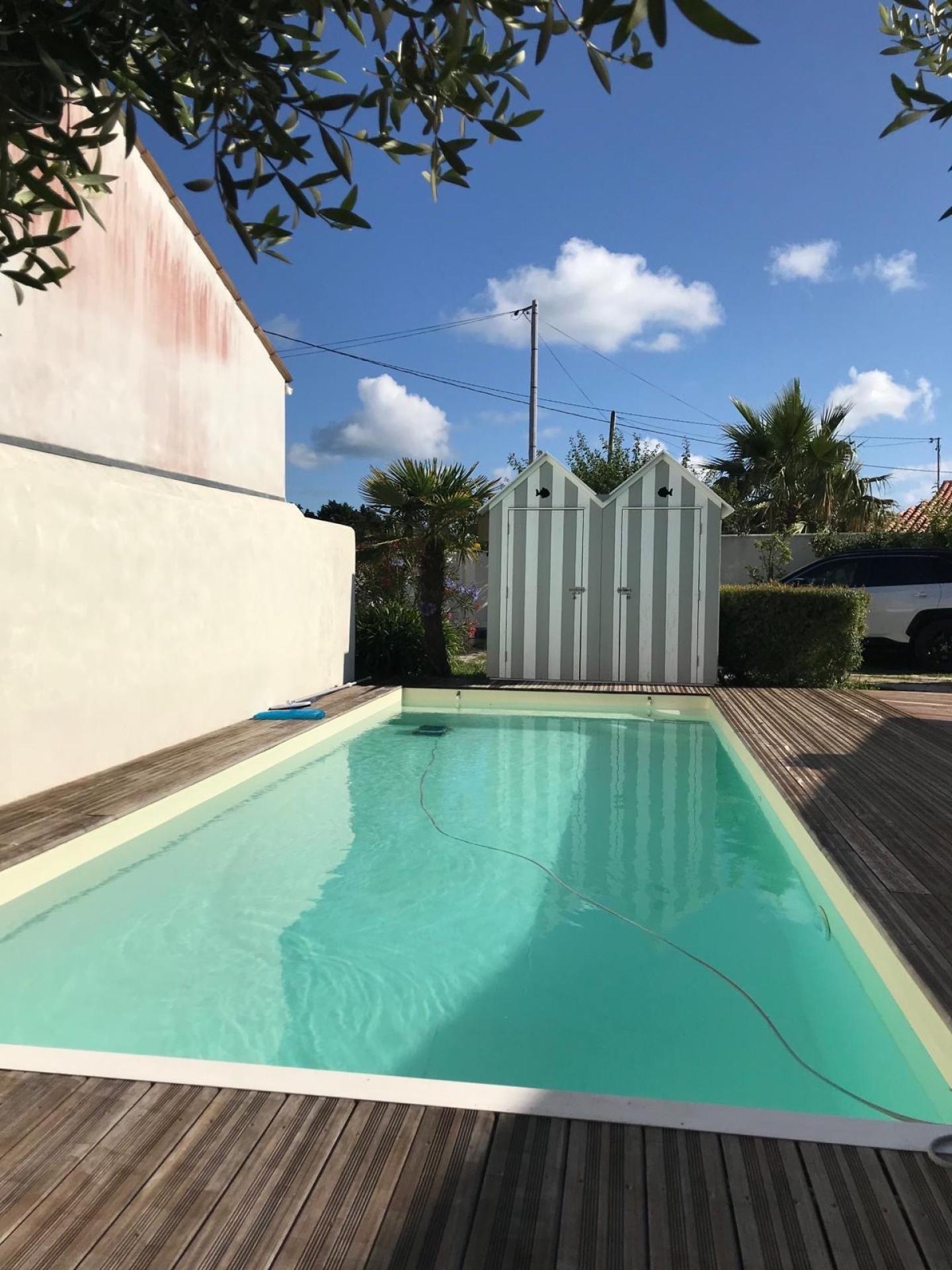 Photo 3 of the listing.