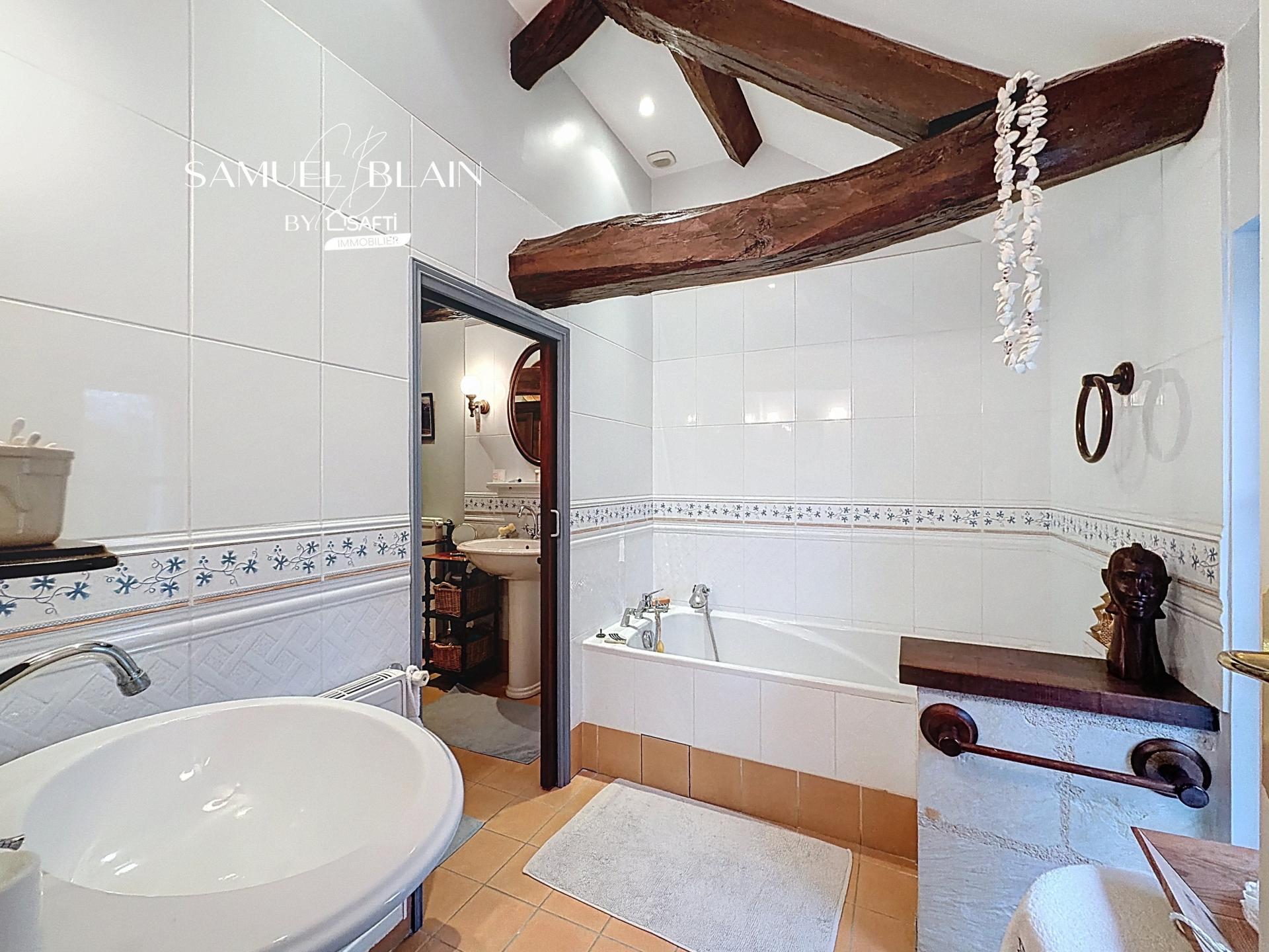 Photo 19 de l'annonce.