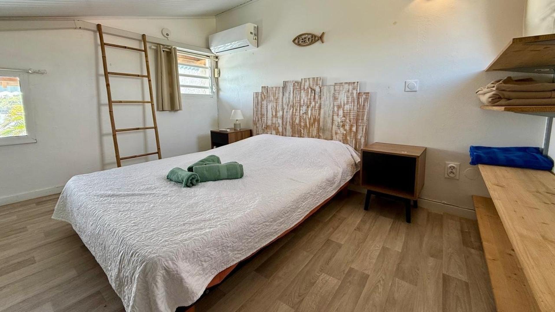 Photo 15 of the listing.