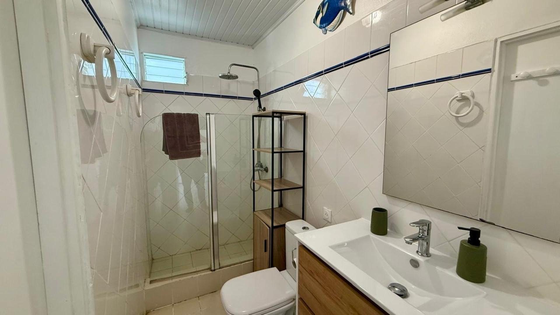 Photo 16 of the listing.